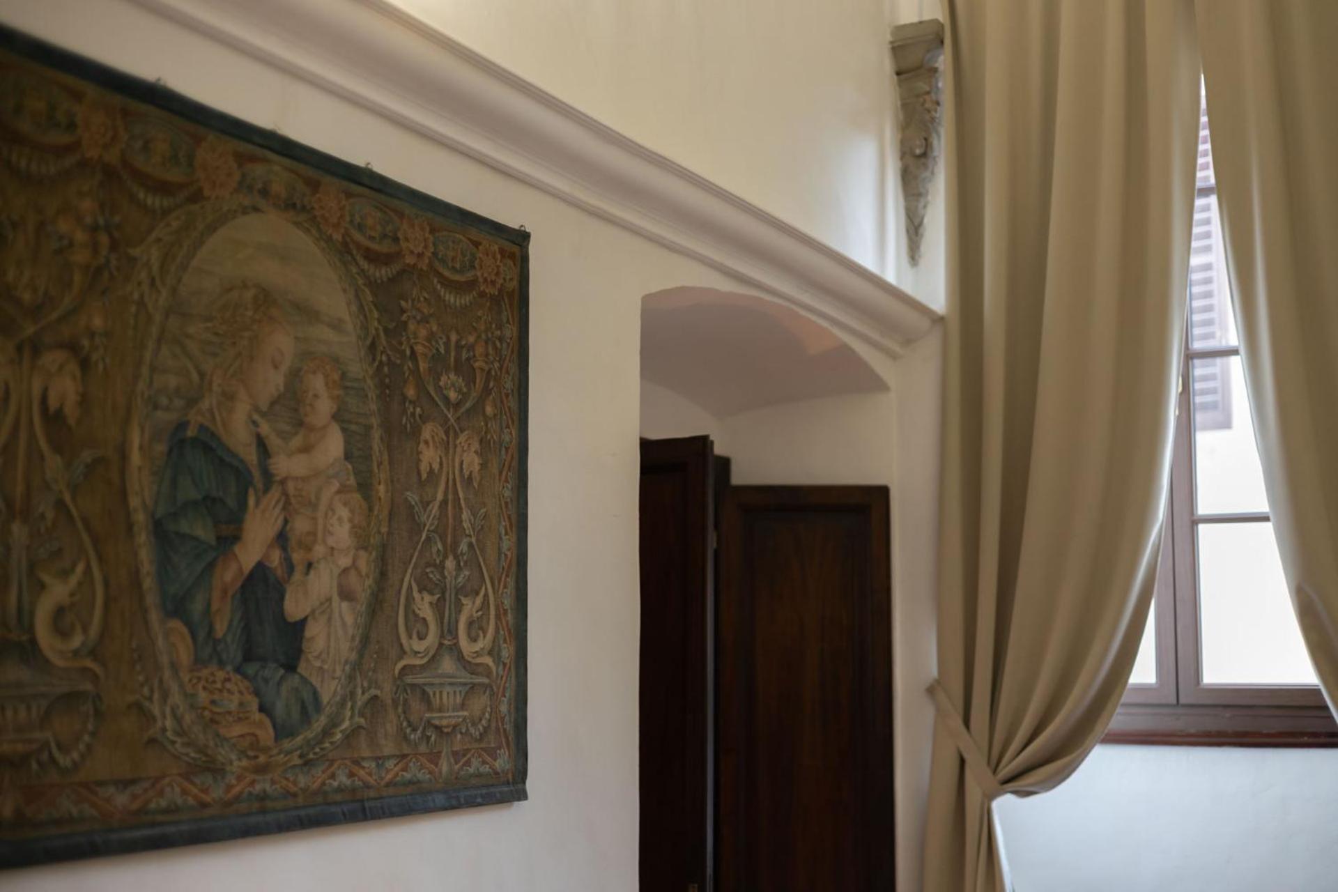 Palazzo Roselli Cecconi Apartments