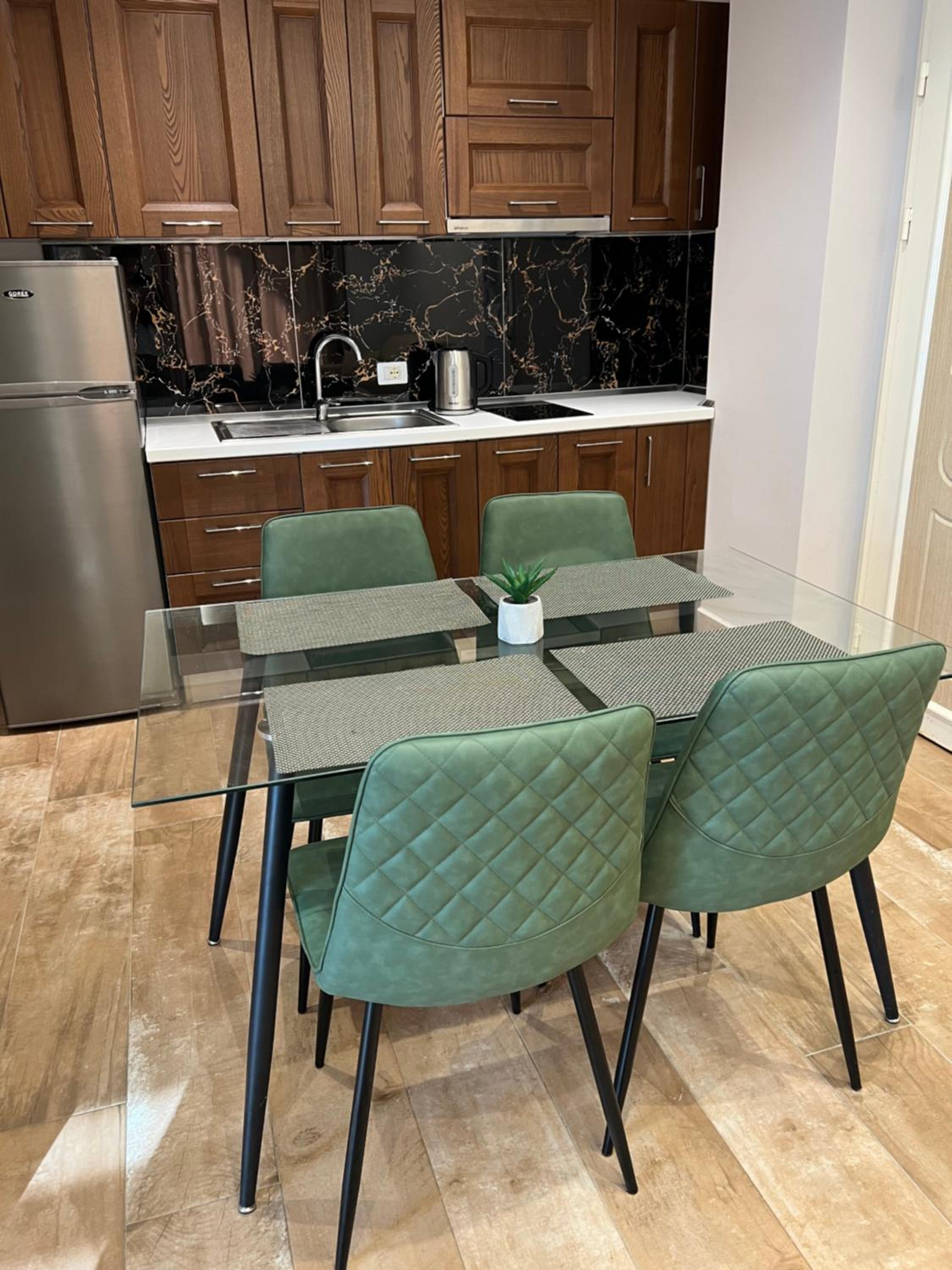 Armando Apartments