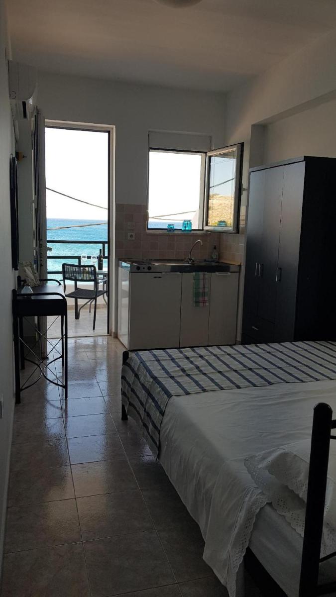 Porto Haraki Studios view 3
