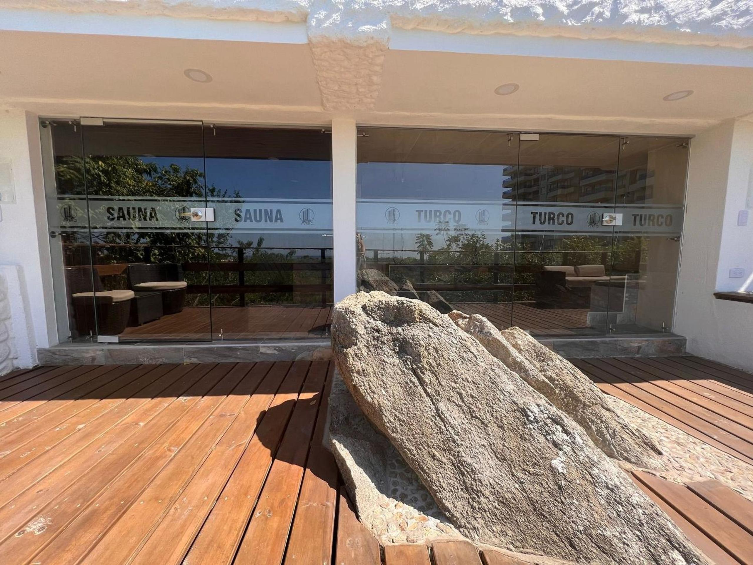 Apto con servicio de playa, terraza con vista 360
