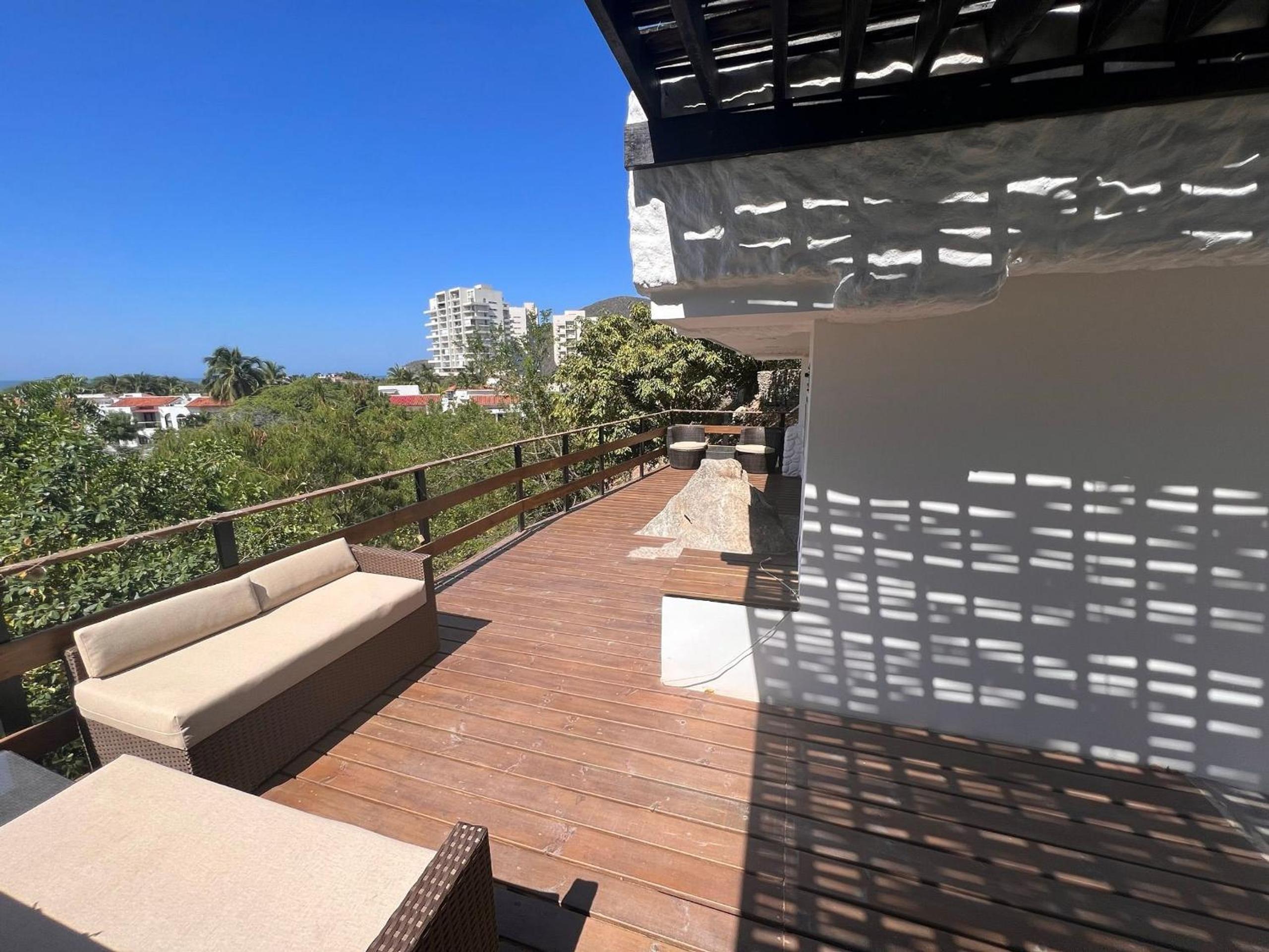 Apto con servicio de playa, terraza con vista 360