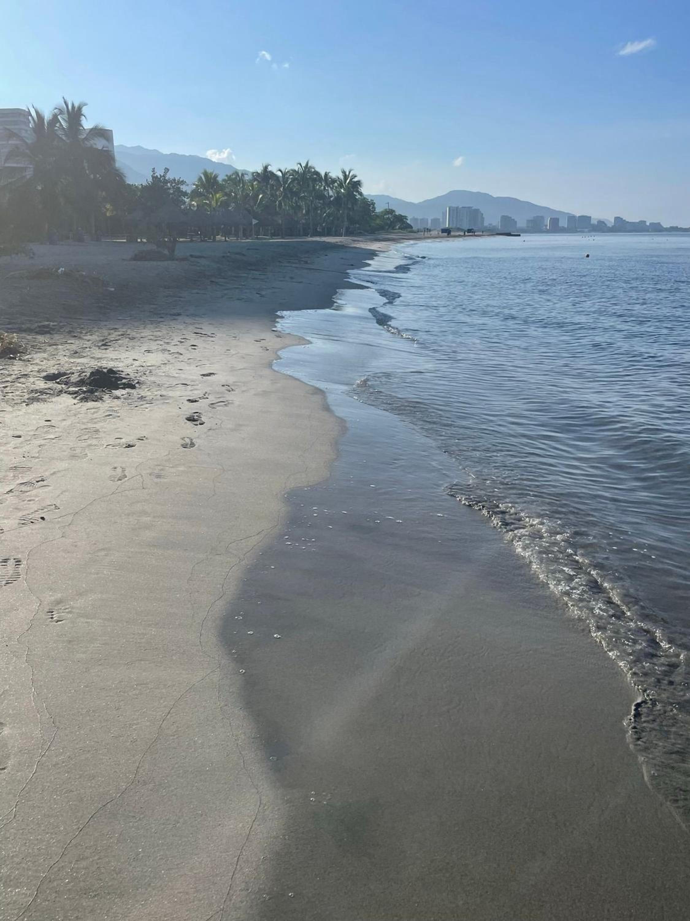 Apto con servicio de playa, terraza con vista 360