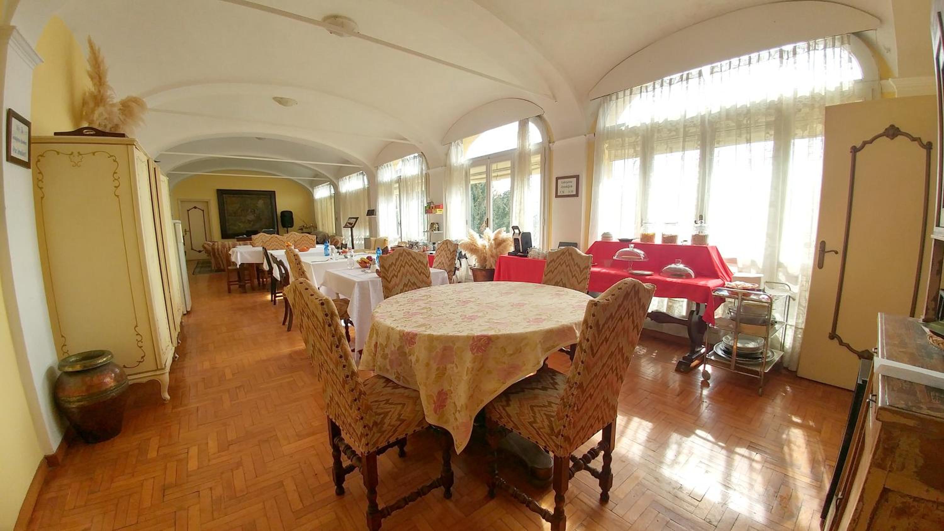 Bresbot B&B