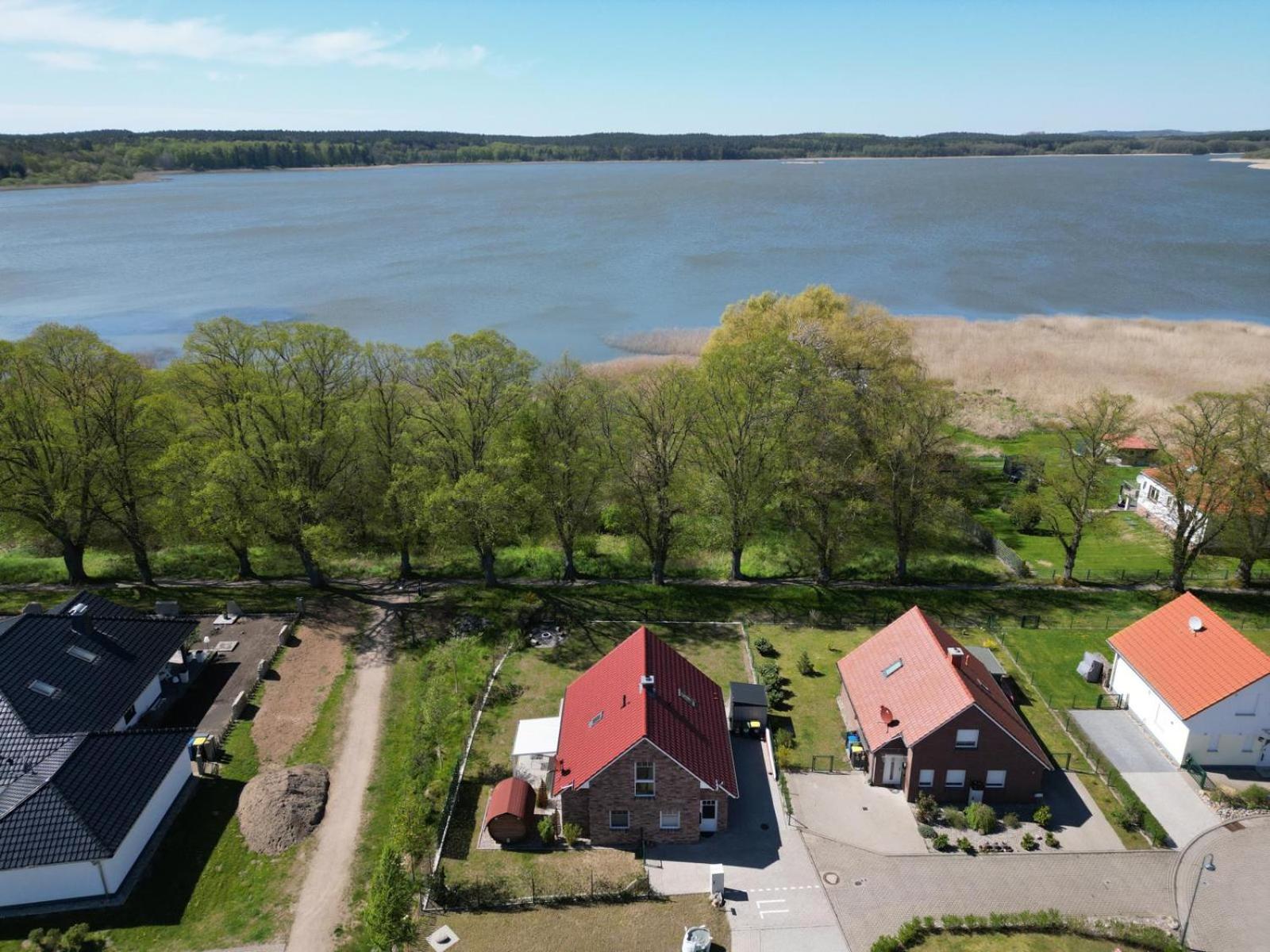 Seeblick Warin