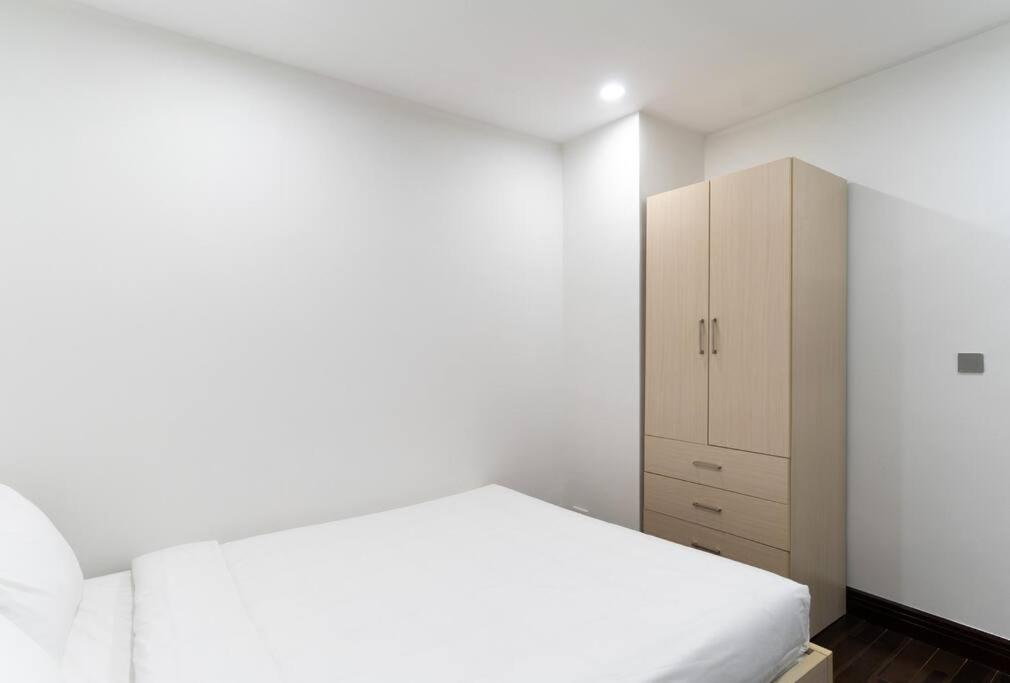 4-Bedroom Apartment @ Vinhomes Times city