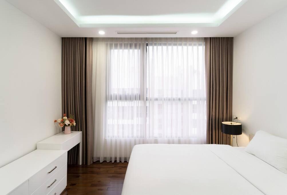 4-Bedroom Apartment @ Vinhomes Times city