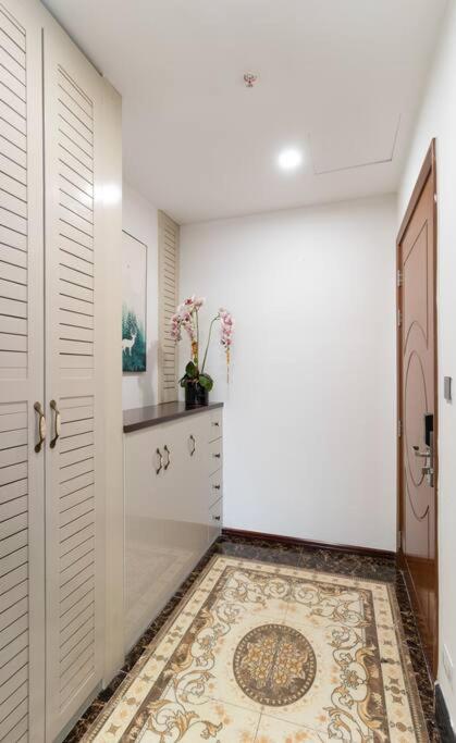 4-Bedroom Apartment @ Vinhomes Times city