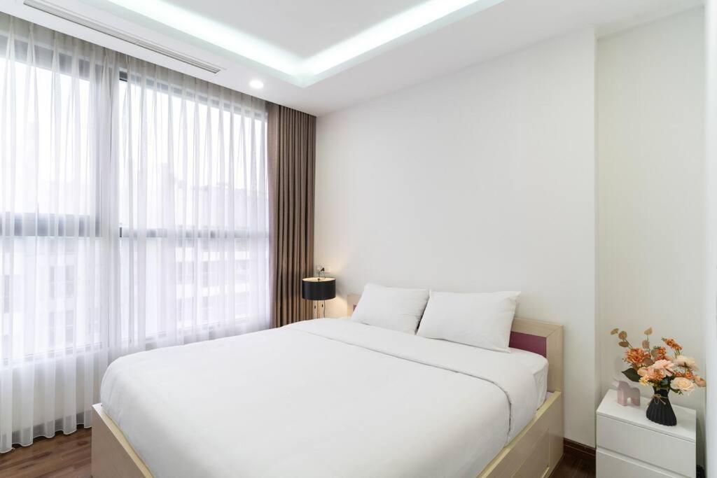 4-Bedroom Apartment @ Vinhomes Times city