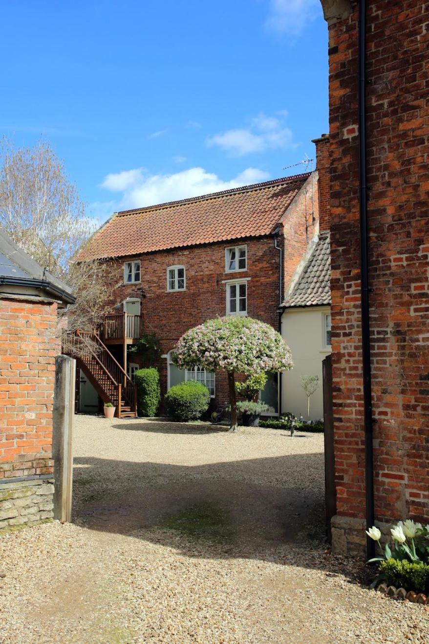 The Barn @Bourne Eau House view 5