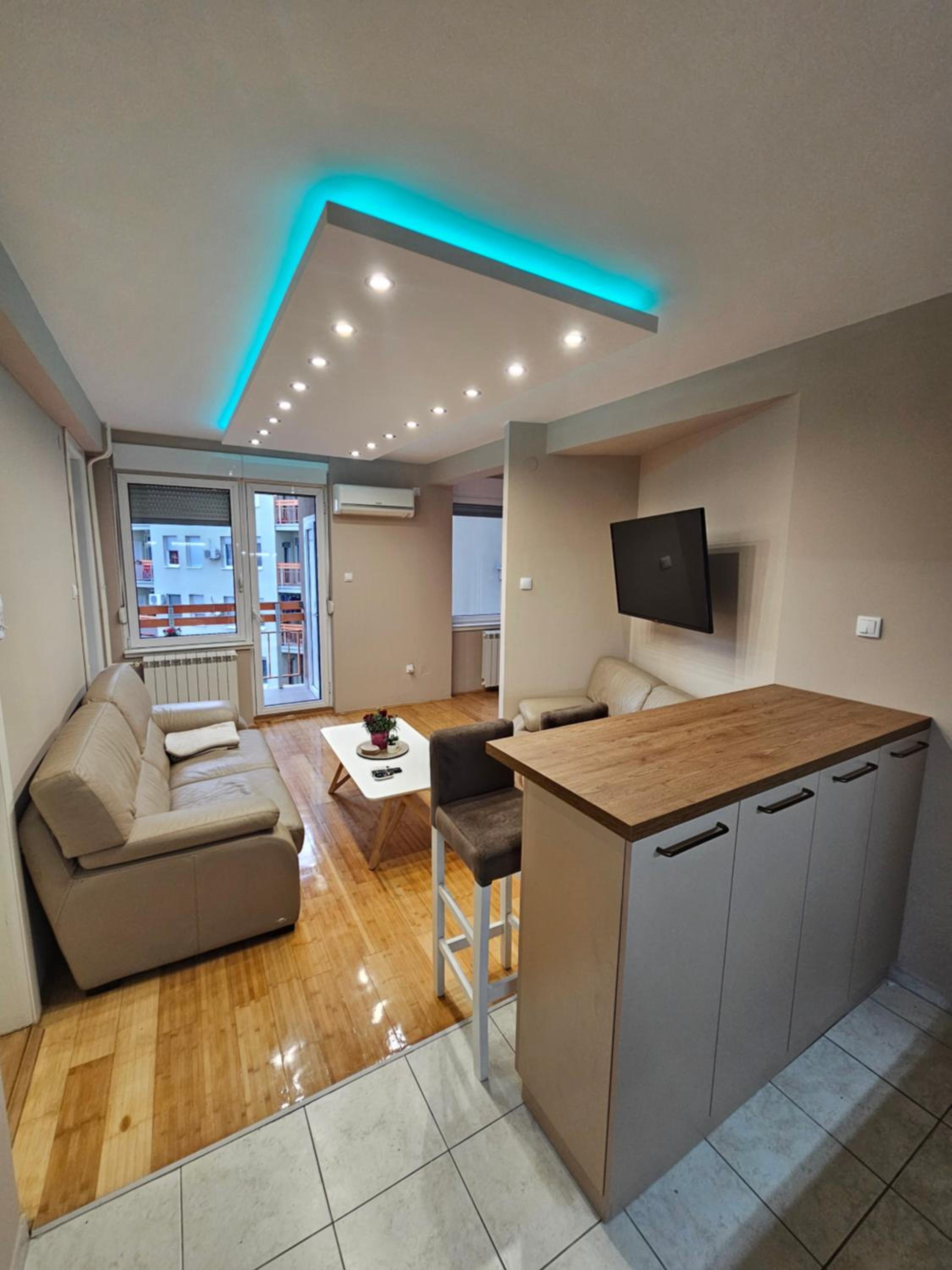 Centar Lux Apartment - FREE private parking view 4