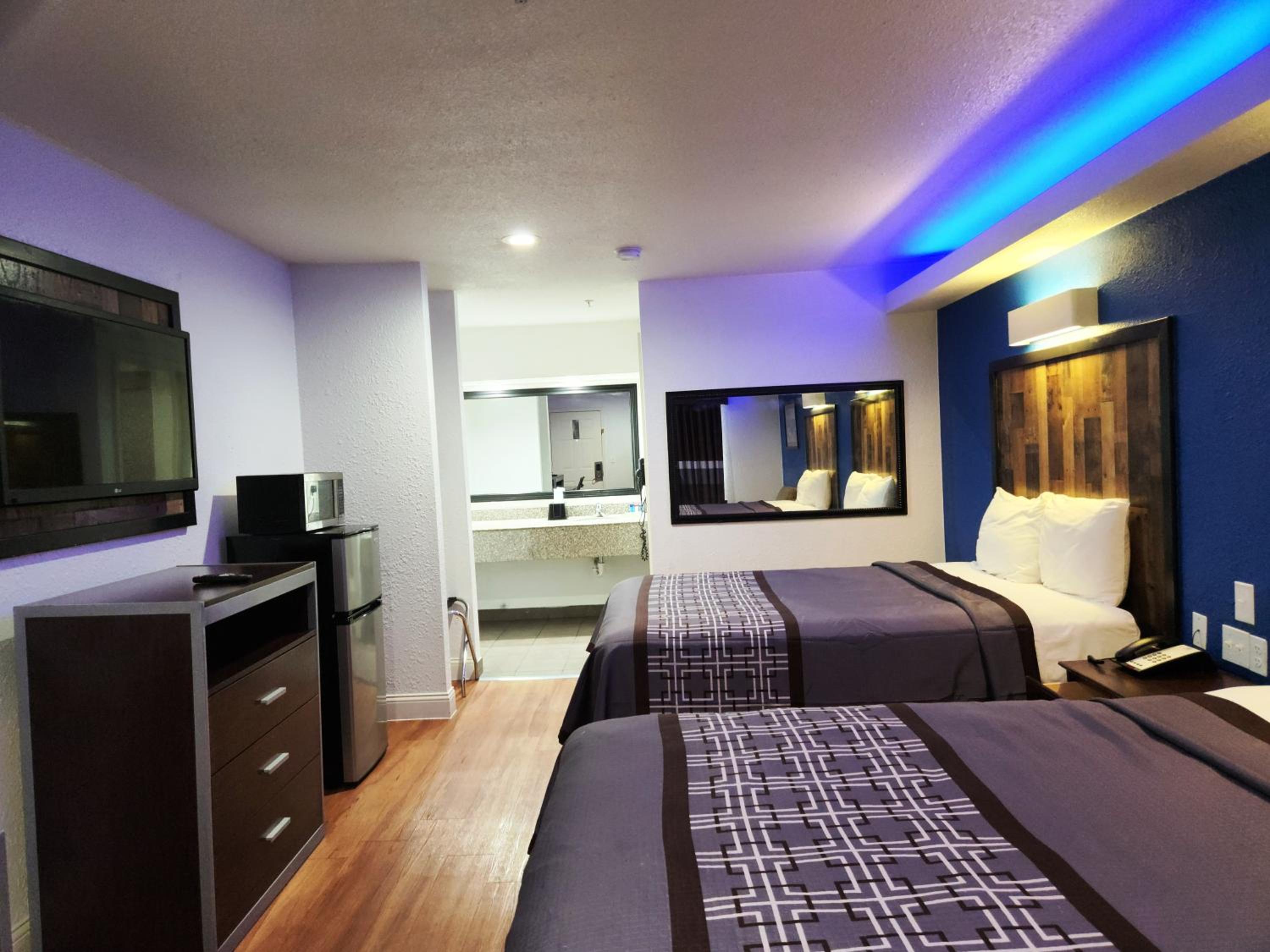 Express Inn Tomball - Property Image 26