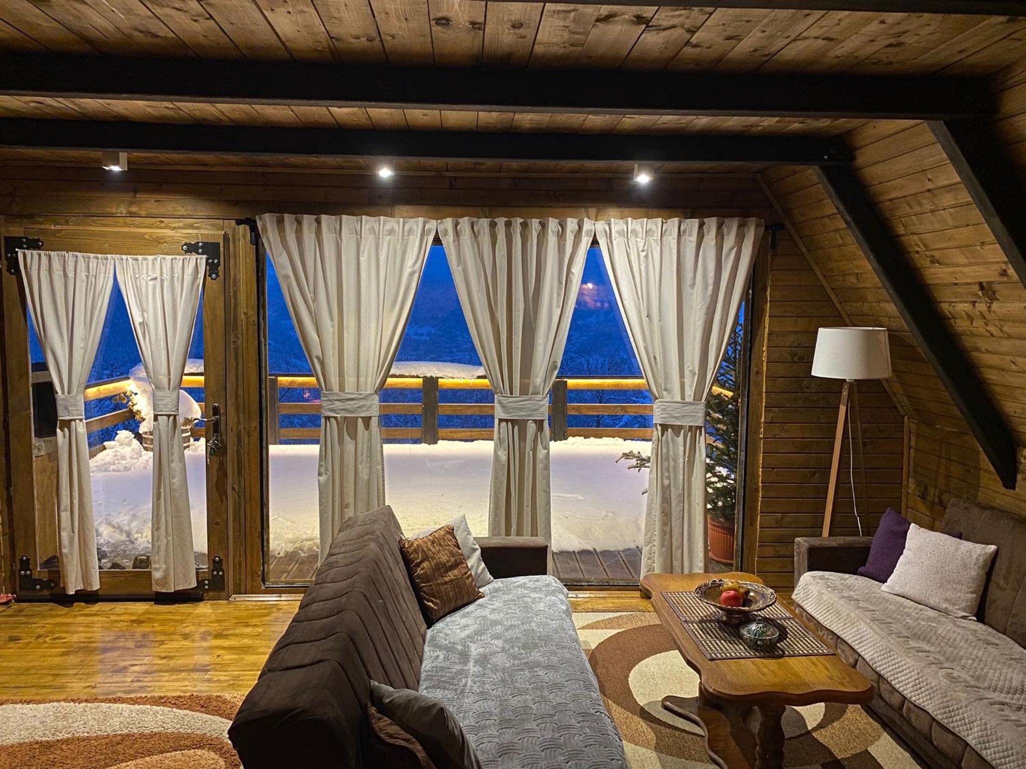 Vikendica Aview