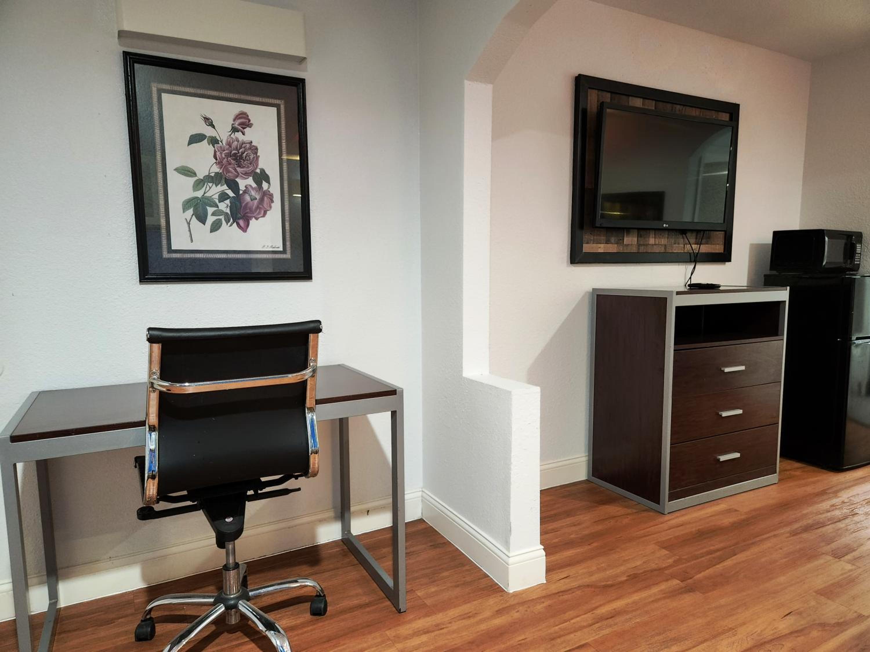 Express Inn Tomball - Property Image 28