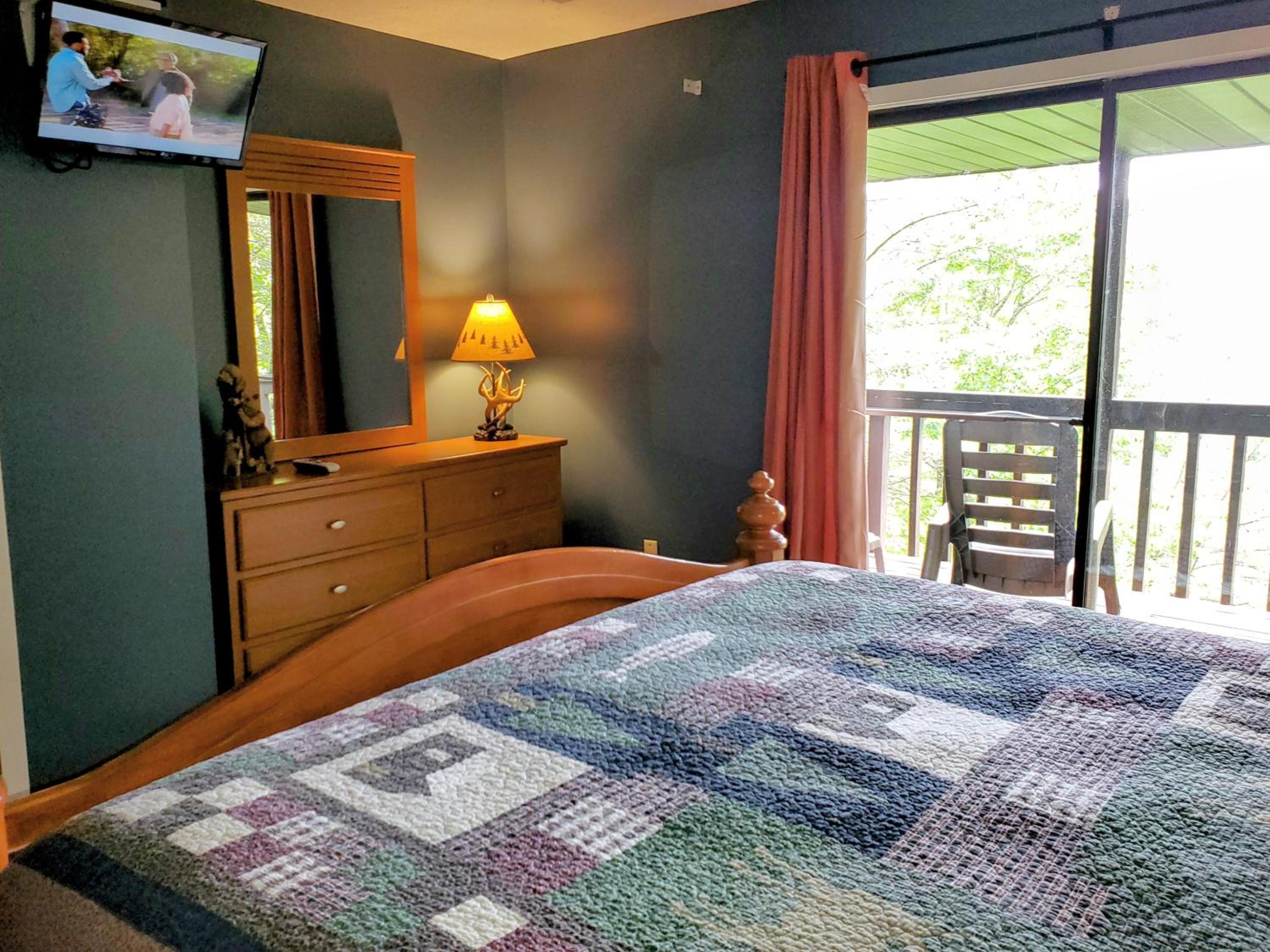 Free Tickets Disconnect & Relax Hot Tub -Mountain View-Dog Friendly