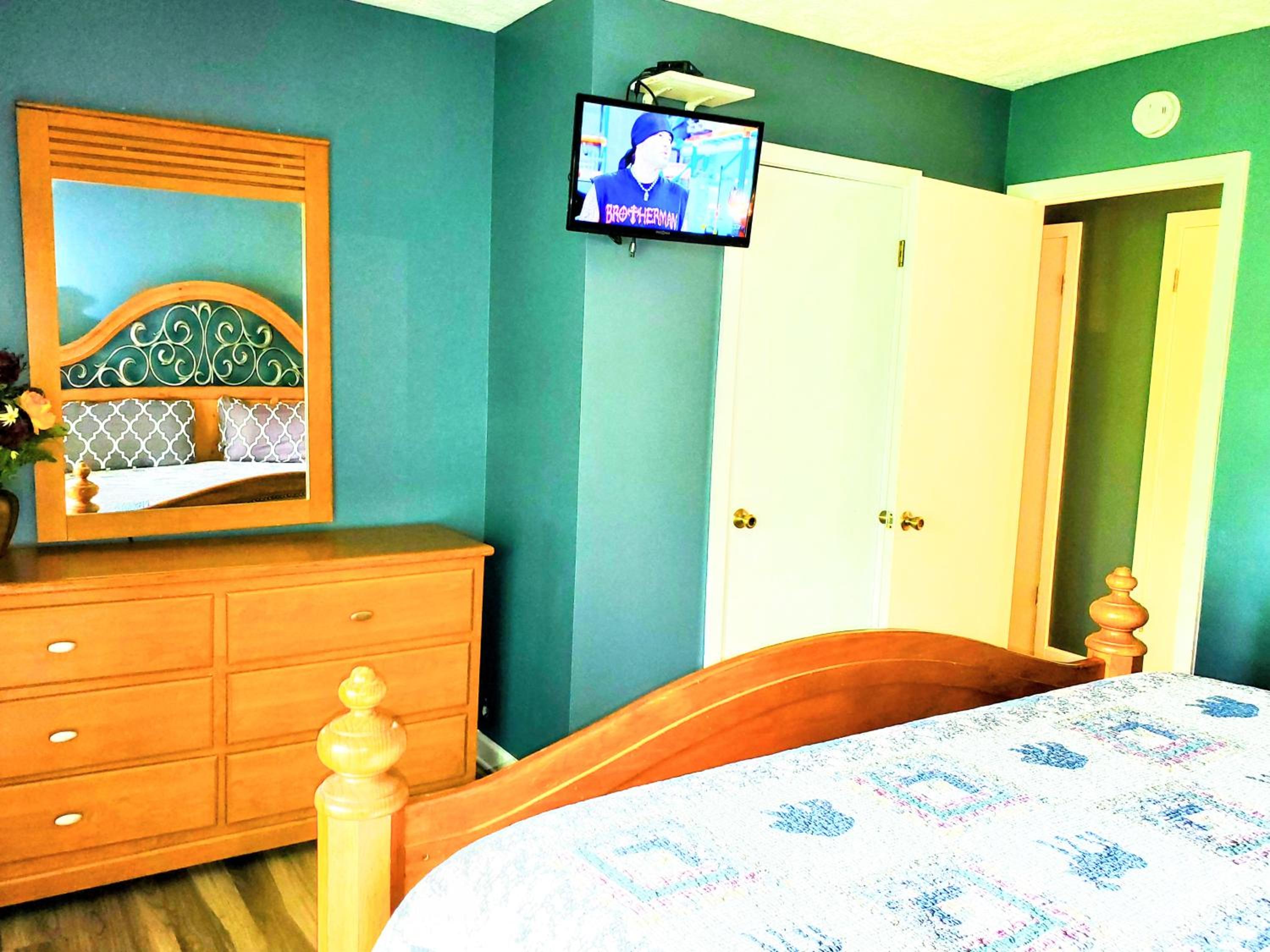 Free Tickets Disconnect & Relax Hot Tub -Mountain View-Dog Friendly