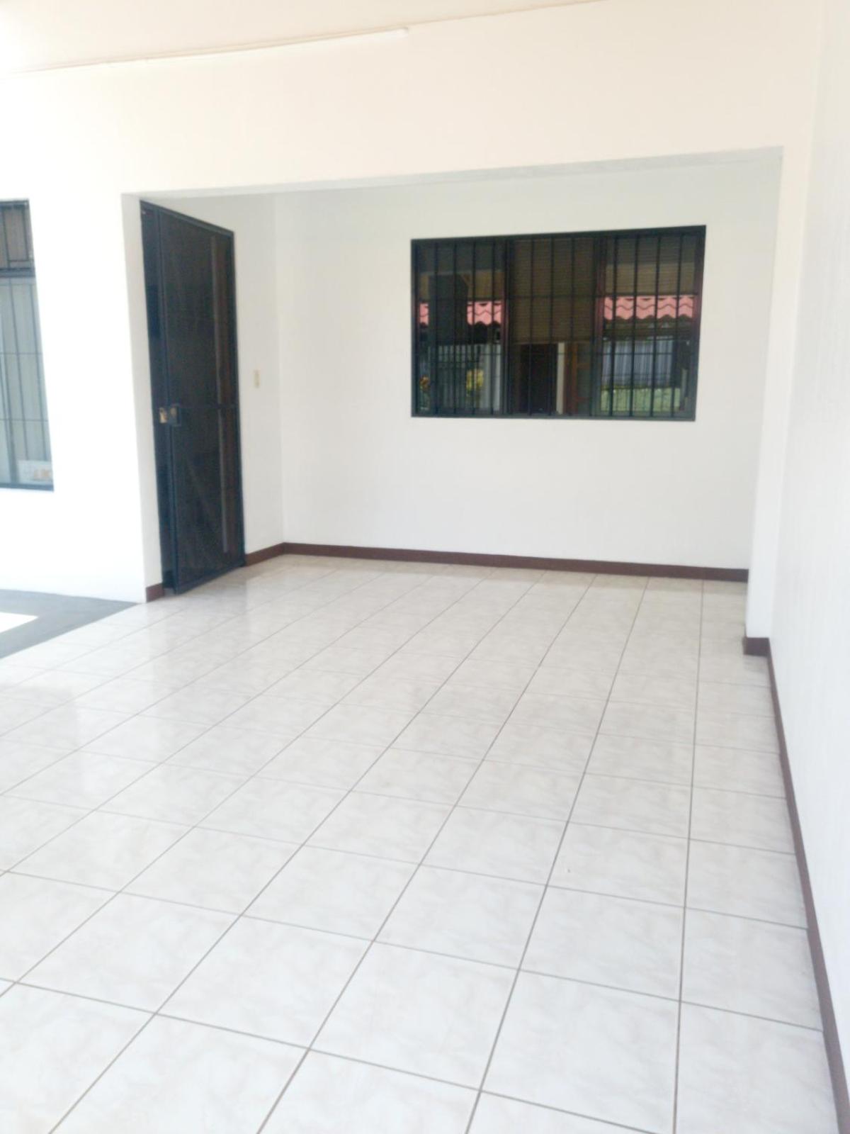 Don Carlos Place LOWER UNIT