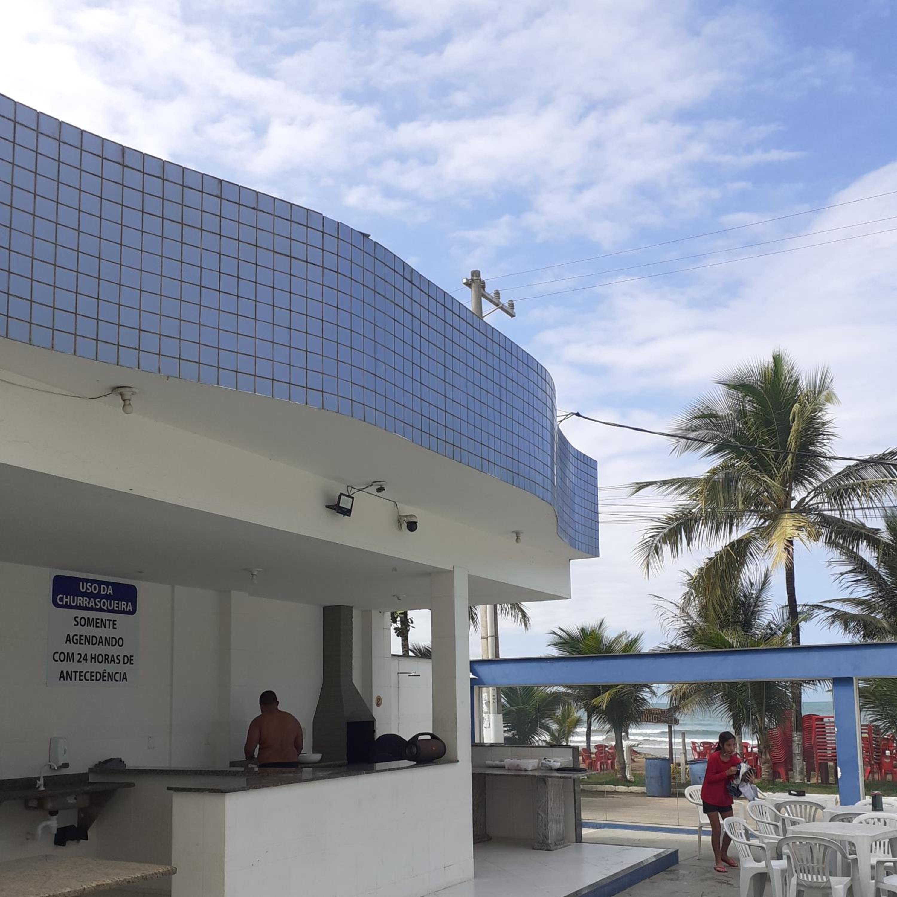 Apartamento Dois Quartos Frente para o Mar e Piscina Village das Ondas