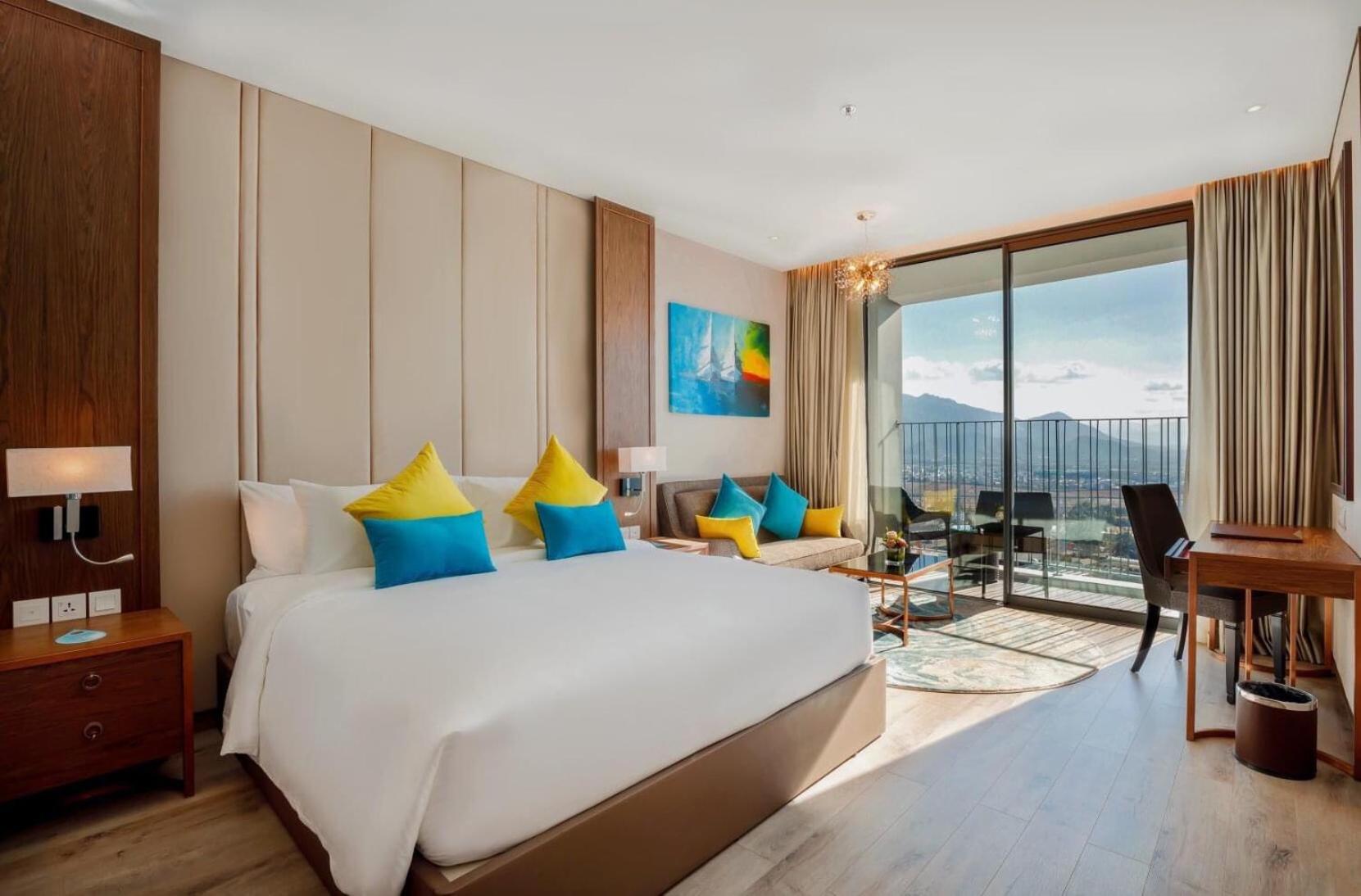 Homie Panorama Beachfront Residences Nha Trang