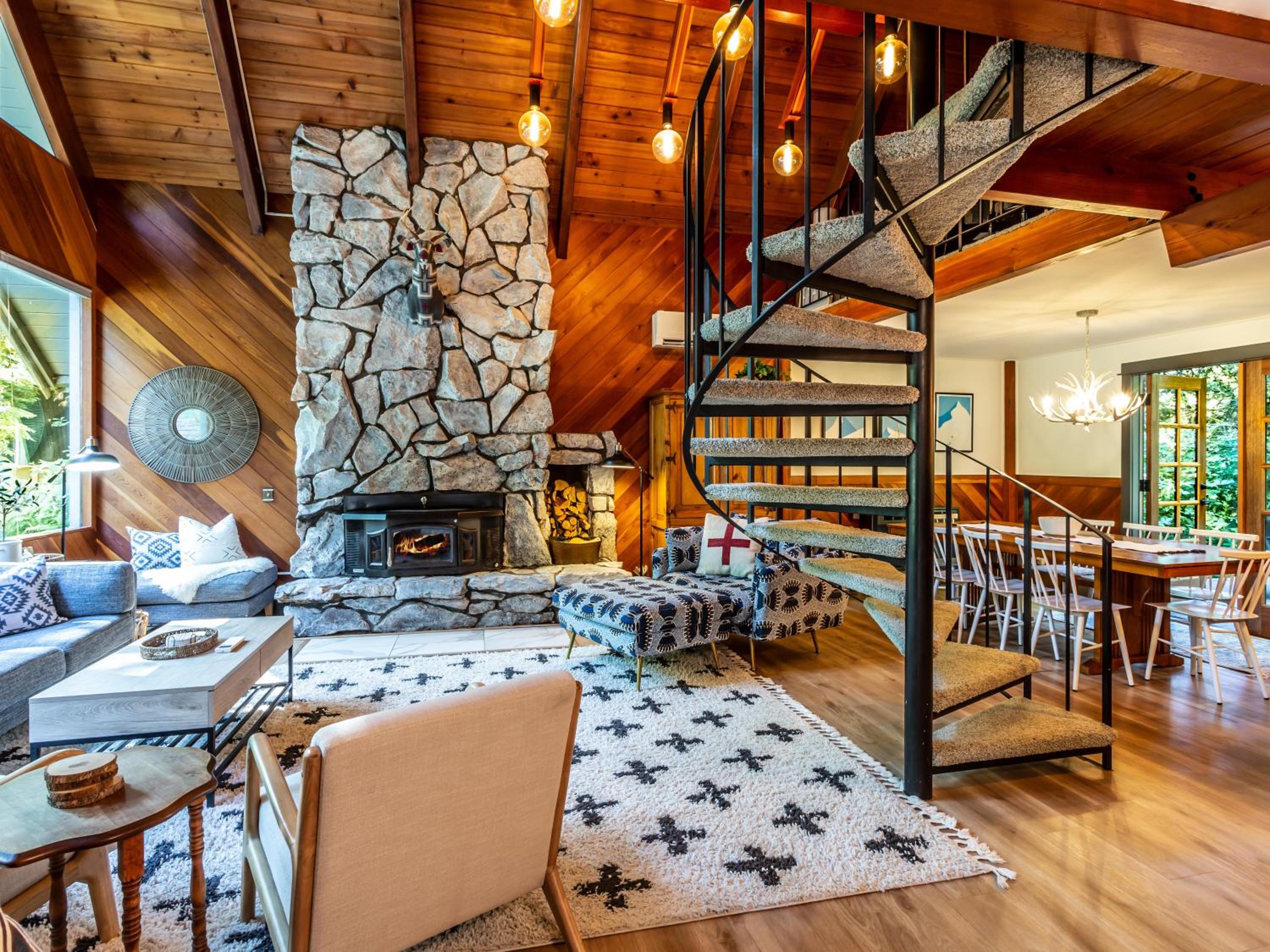 Pendleton Pines Lodge