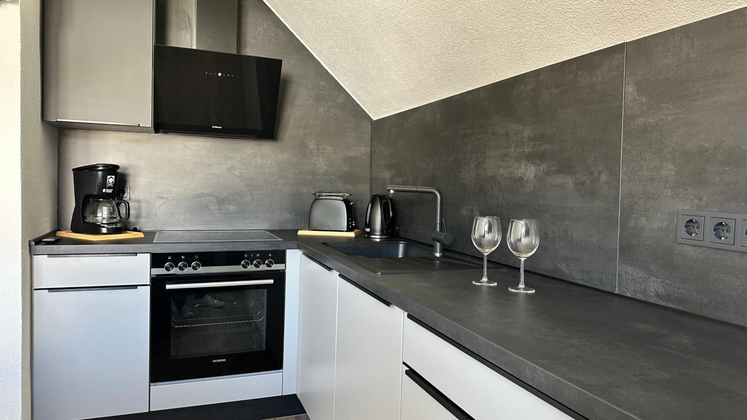 B&W Apartments