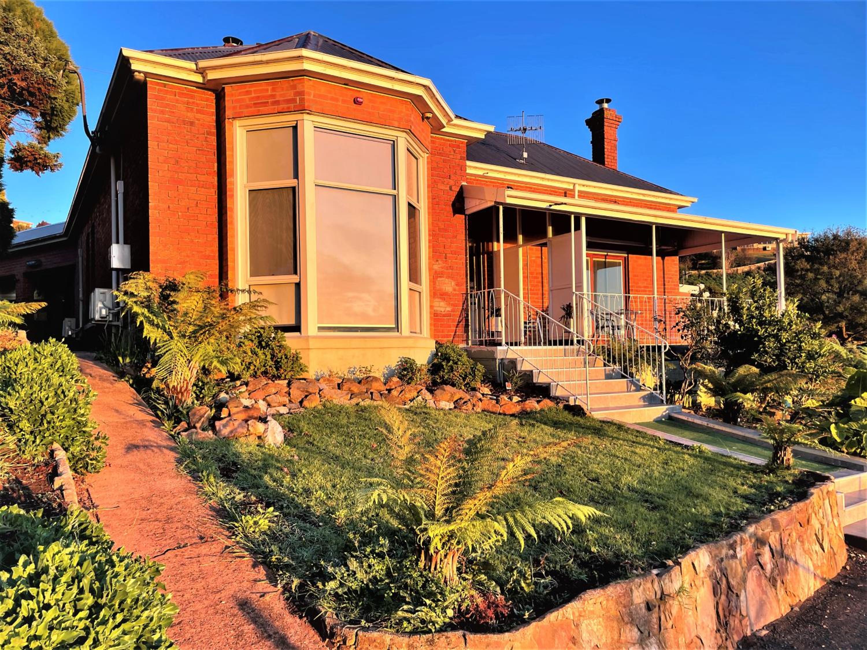 Oakleigh House