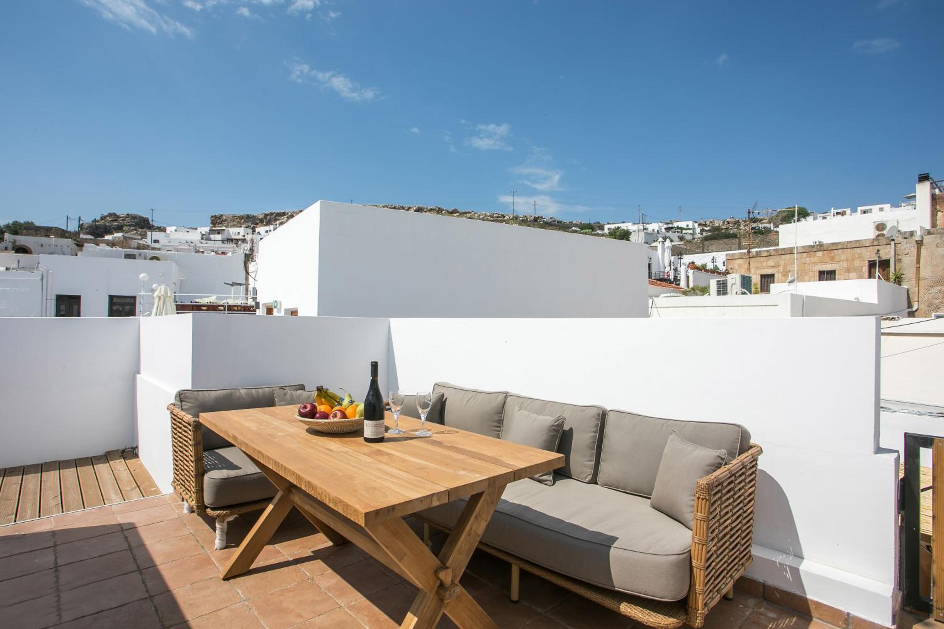 Pera houses 2-bedroom in the center of Lindos
