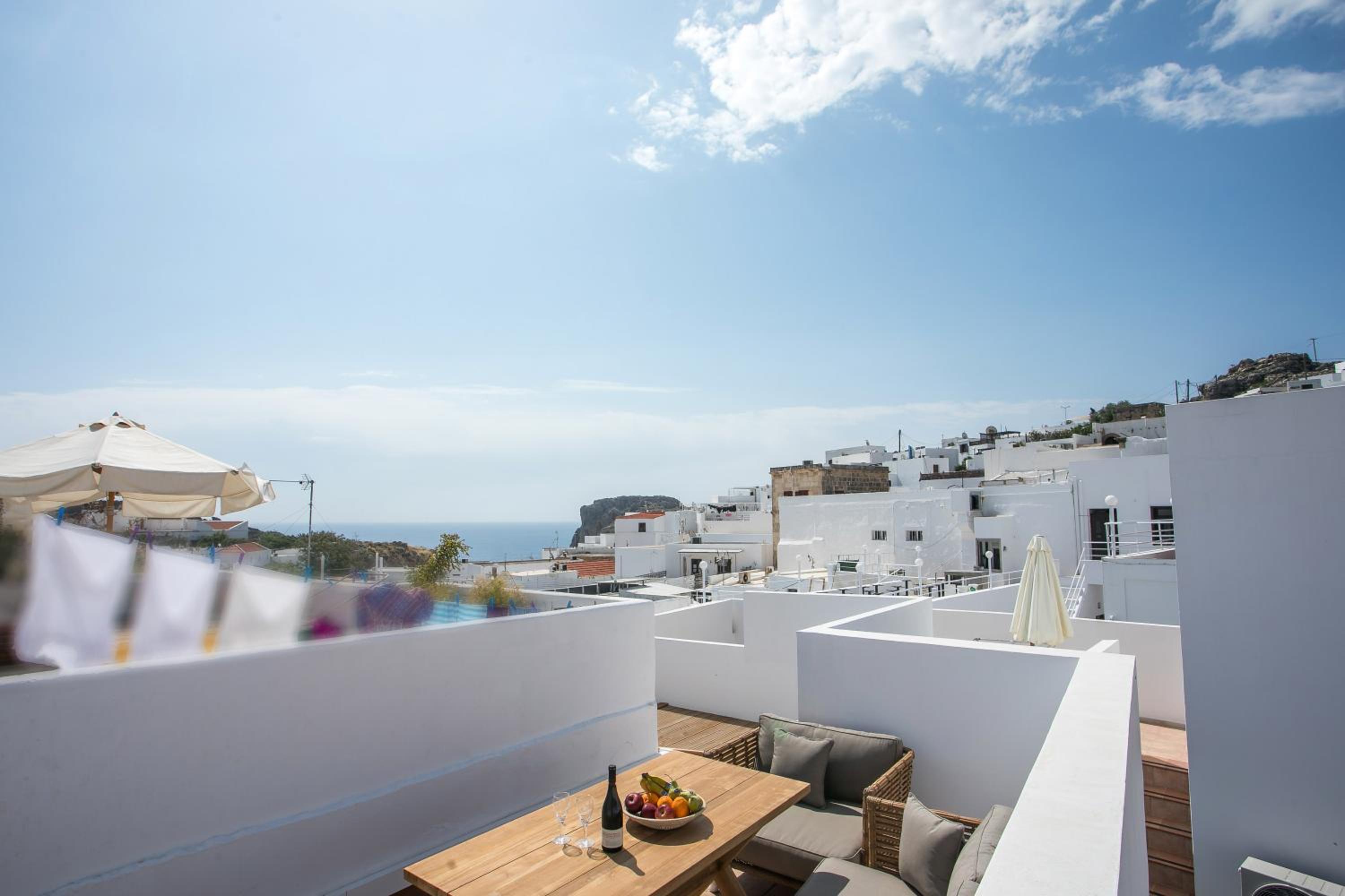 Pera houses 2-bedroom in the center of Lindos