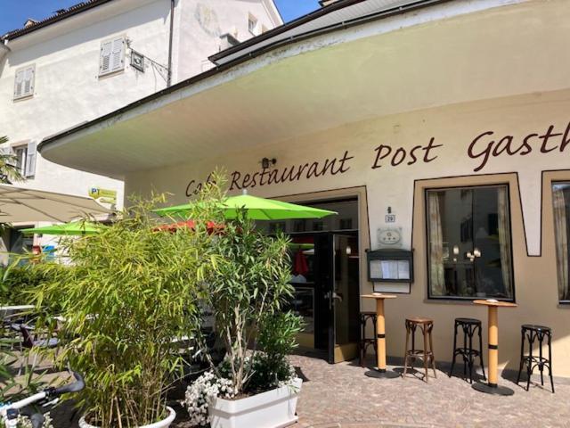 Food & Beverage