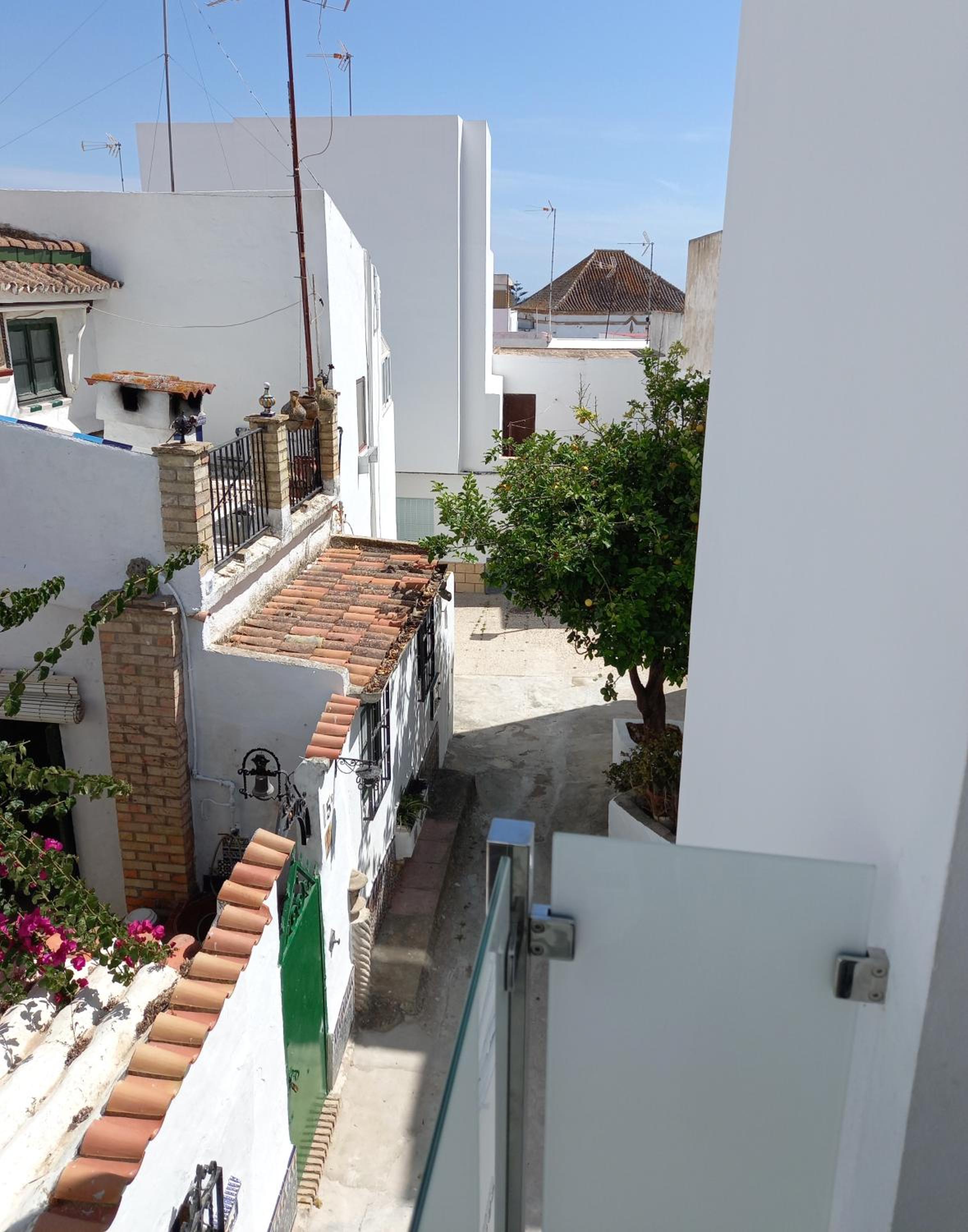 Casa Malakita with private seaview roof terrace