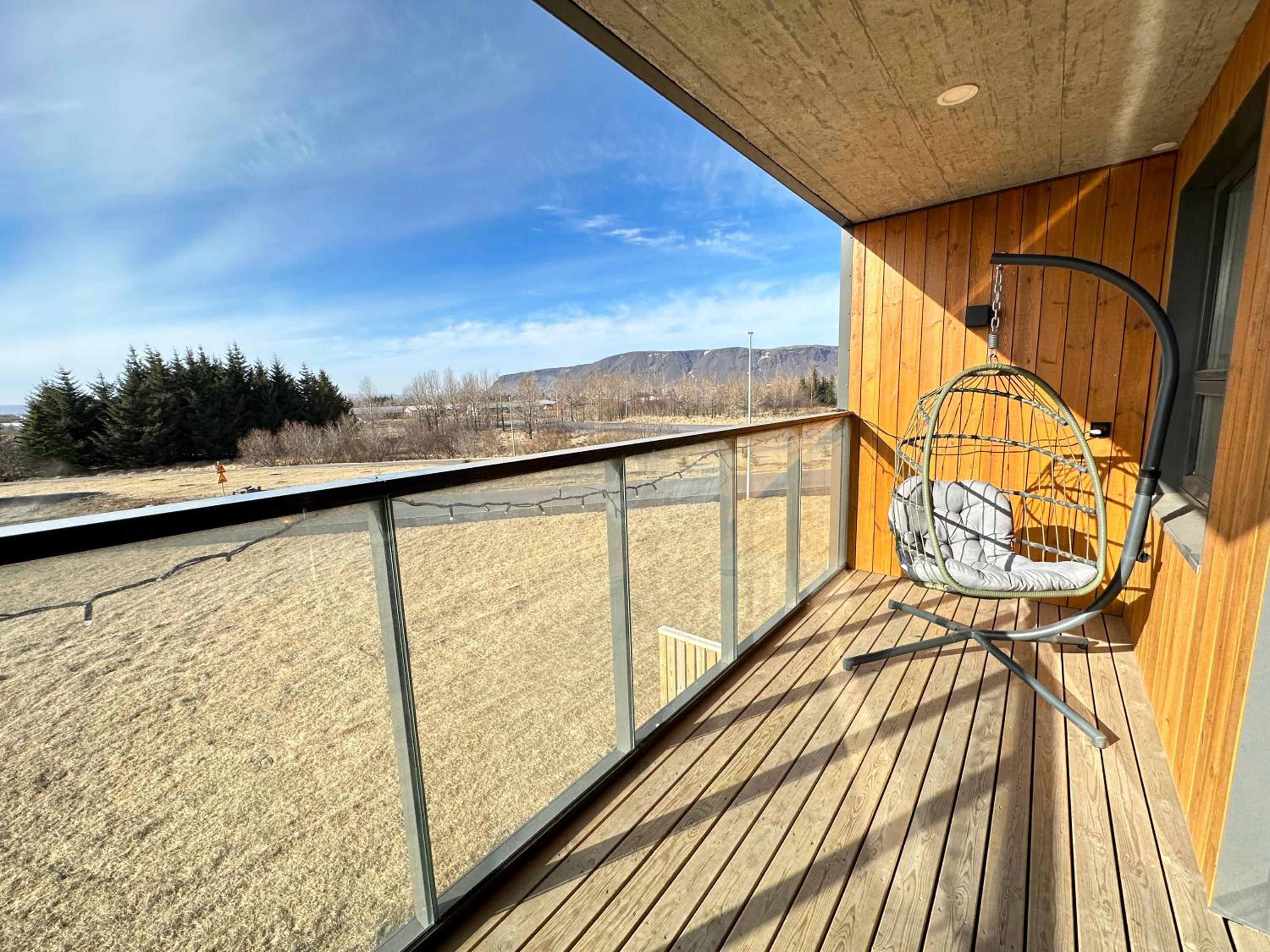Cosy apartment in Selfoss - capital of South ! view 4