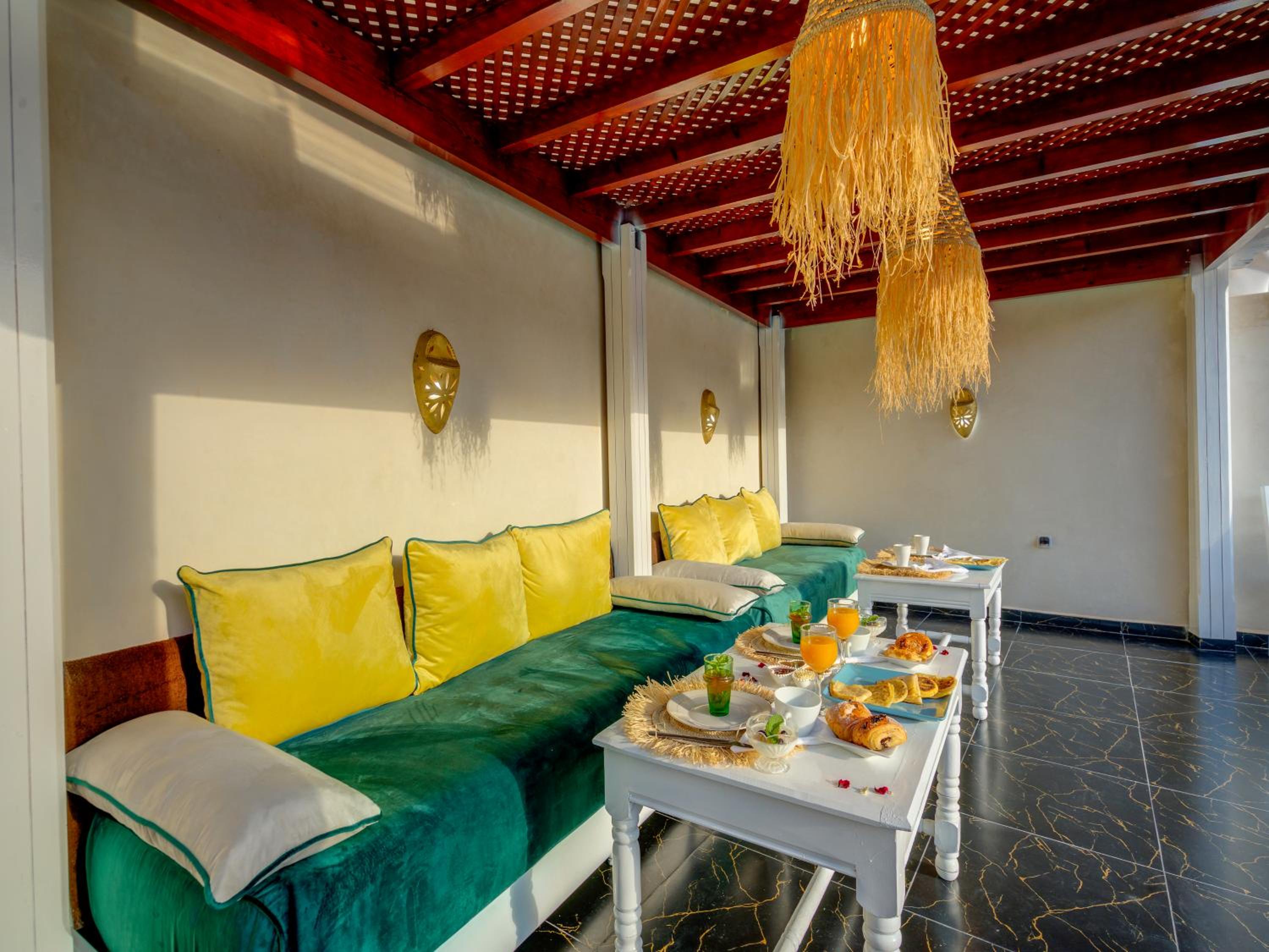 lounge