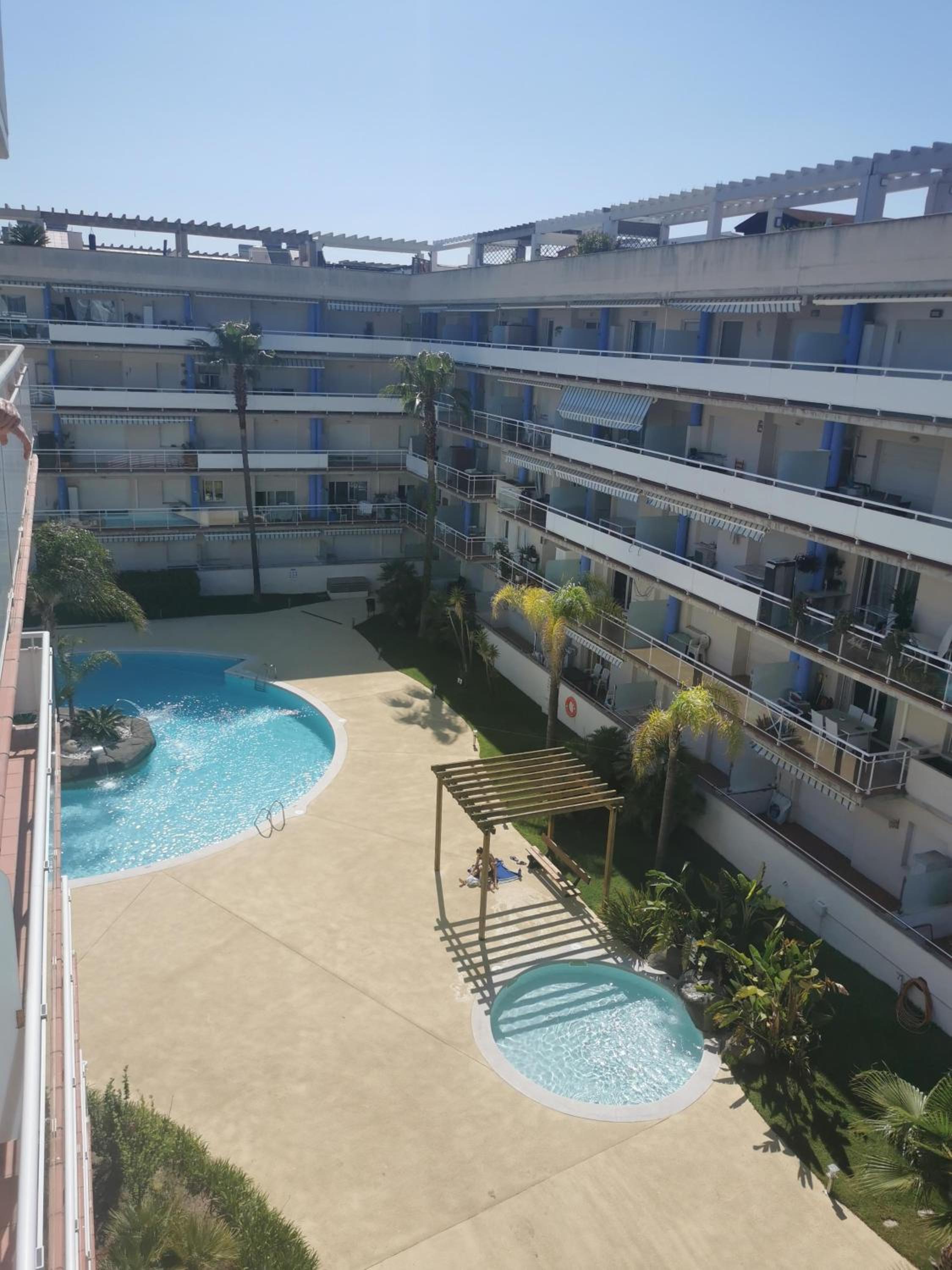 Atico of 3 rooms, total 130m² just for you with a 60 m² terrace, swimming pool, mountain and marina view. view 4