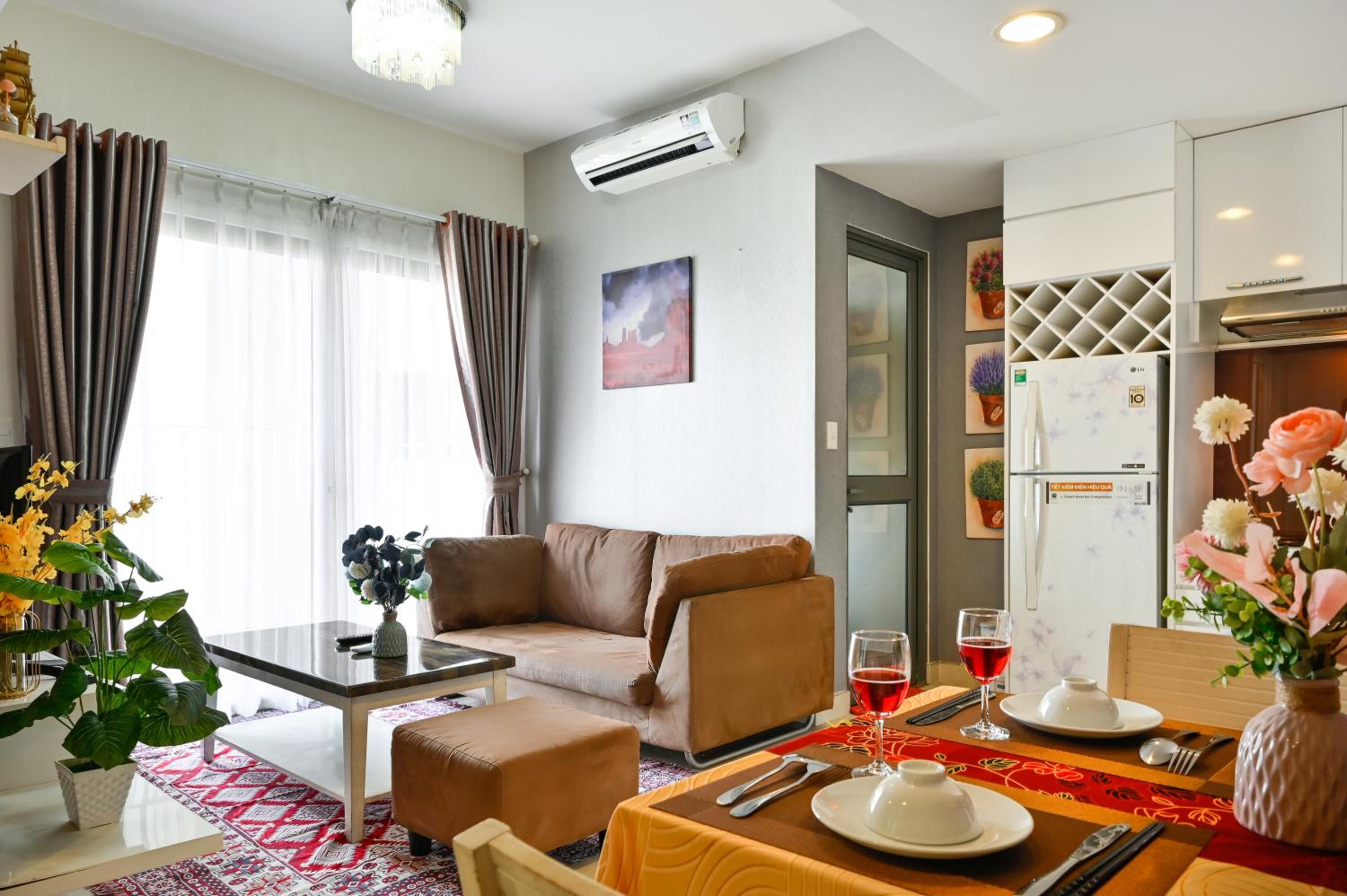 Landmark View 2 bedrooms condo in T1 Masteri Thao Dien, Fully Furnished With Full Amenities