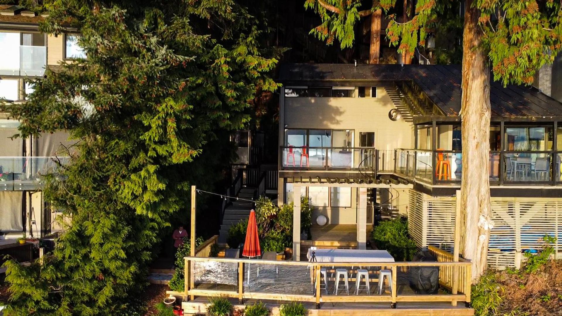 SALT COTTAGE Waterfront Guest House with Superb Views