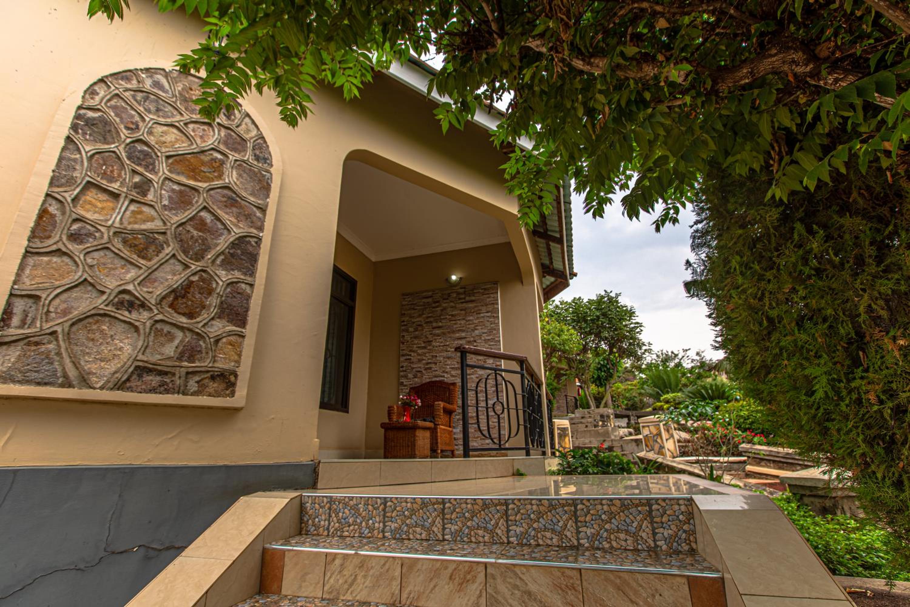 The Lahe Hotels
