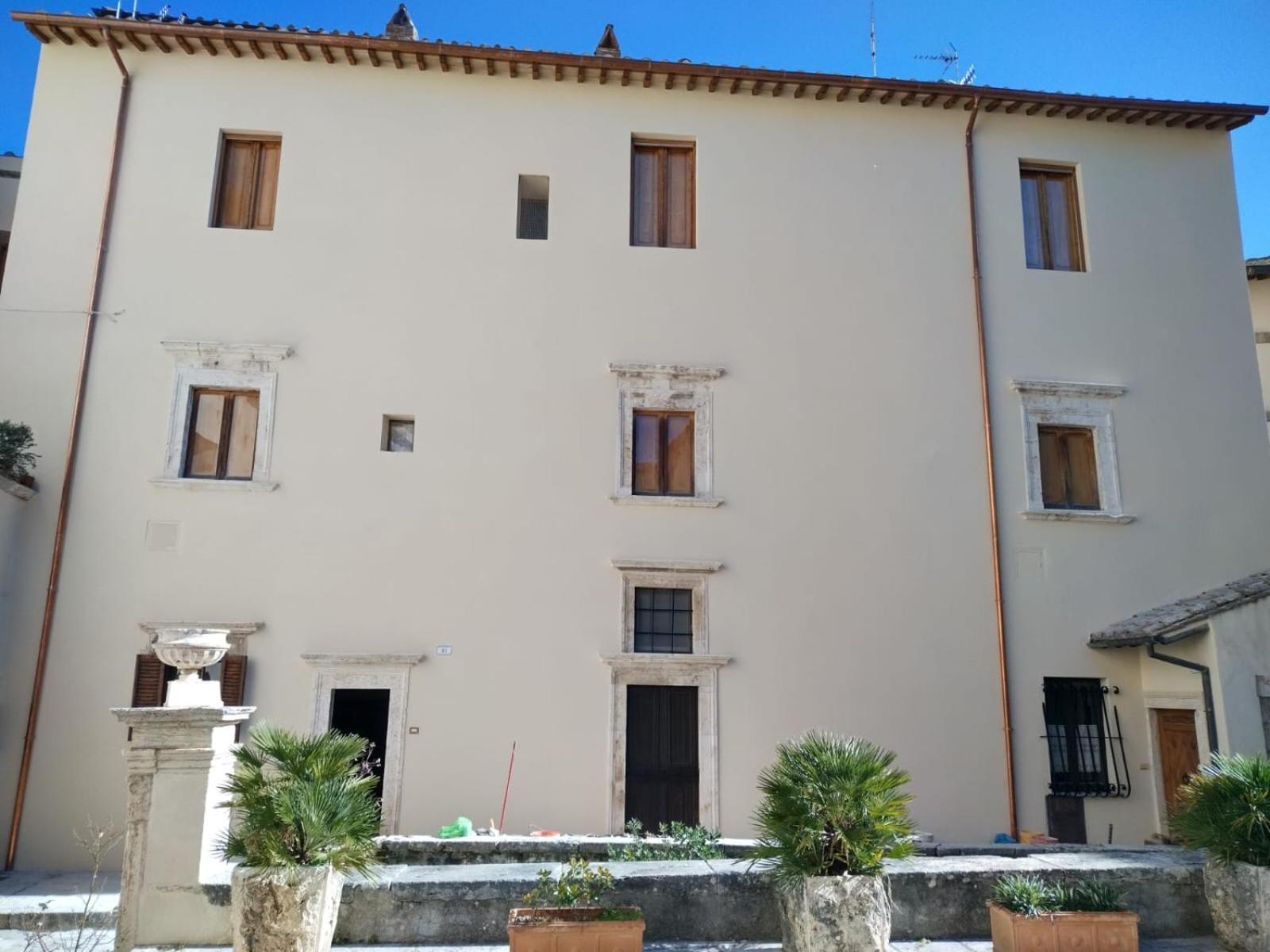 Casa nella Fortezza view 3