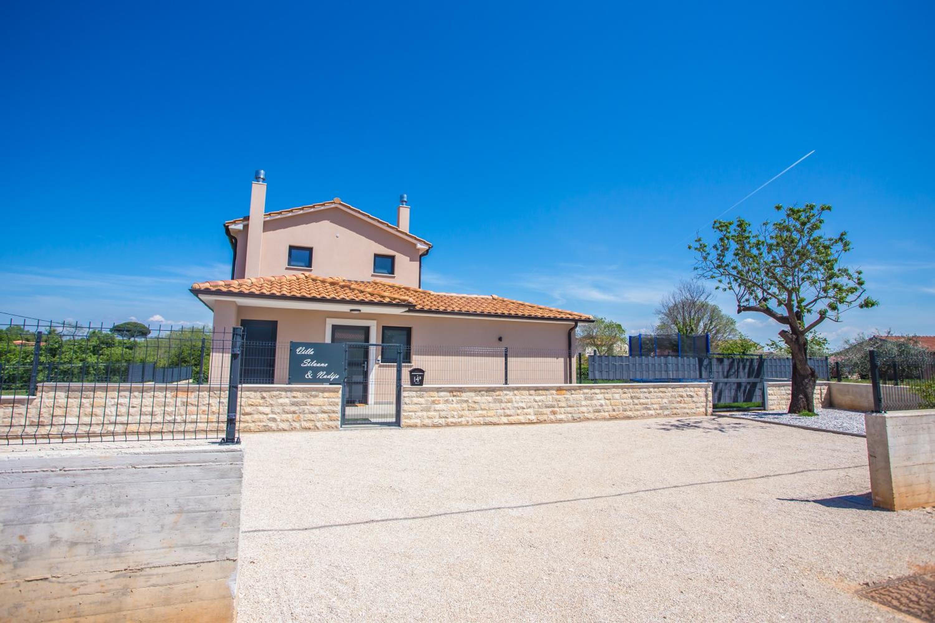 Villa Silvano & Nadija view 3