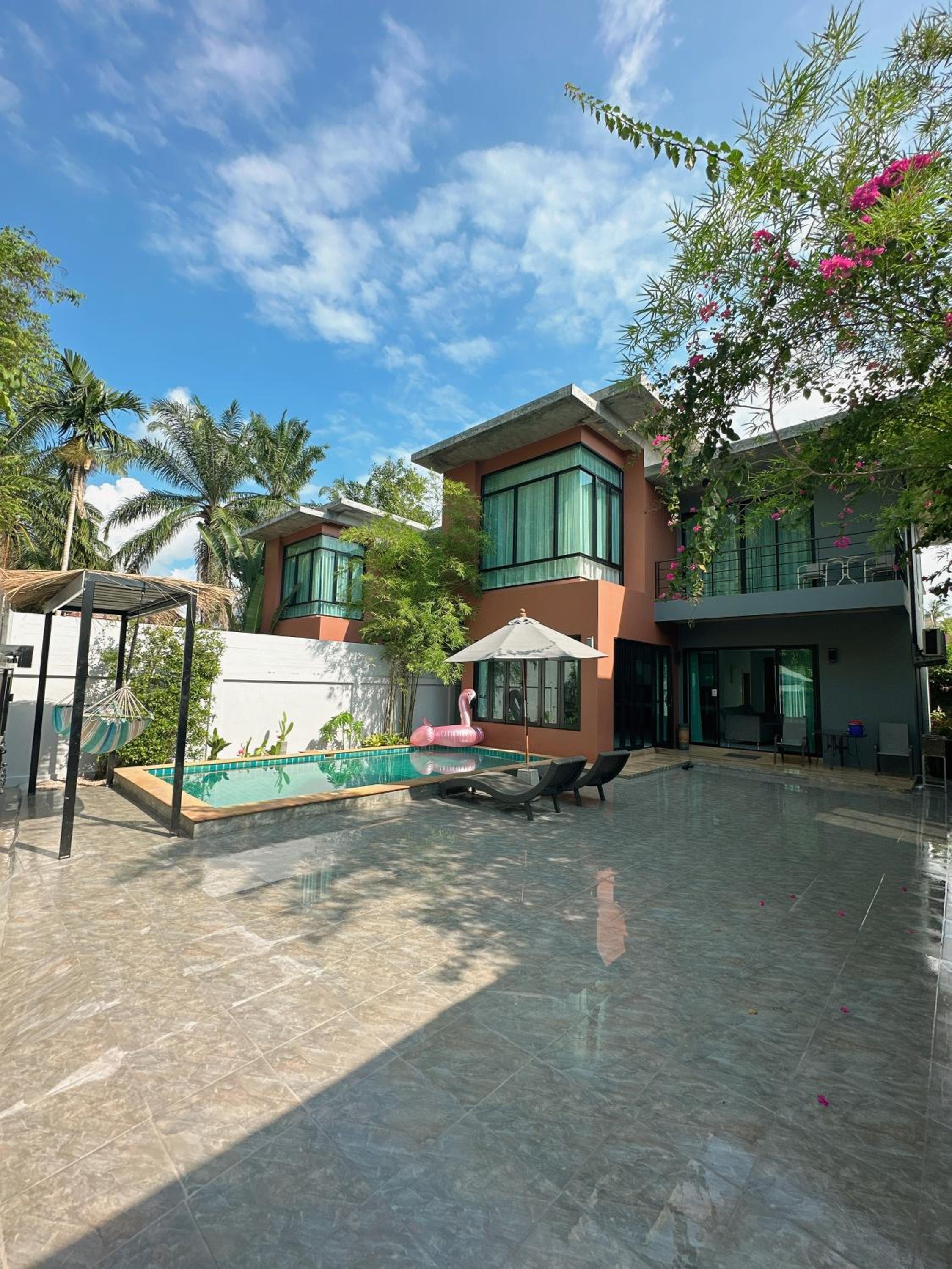 Hotel Aonang nine poolvilla - Image 1