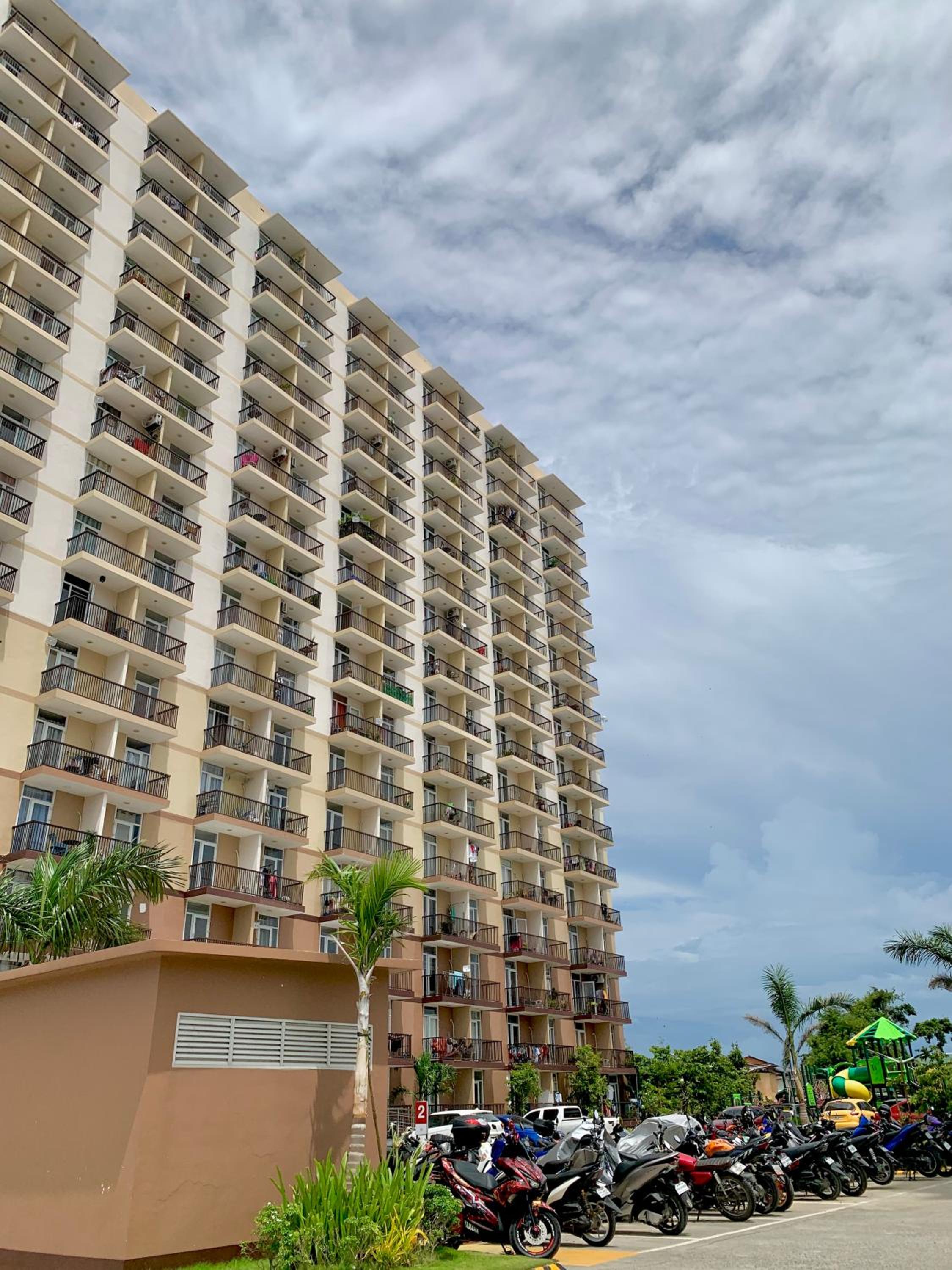 Condo Near Mactan Airport view 3