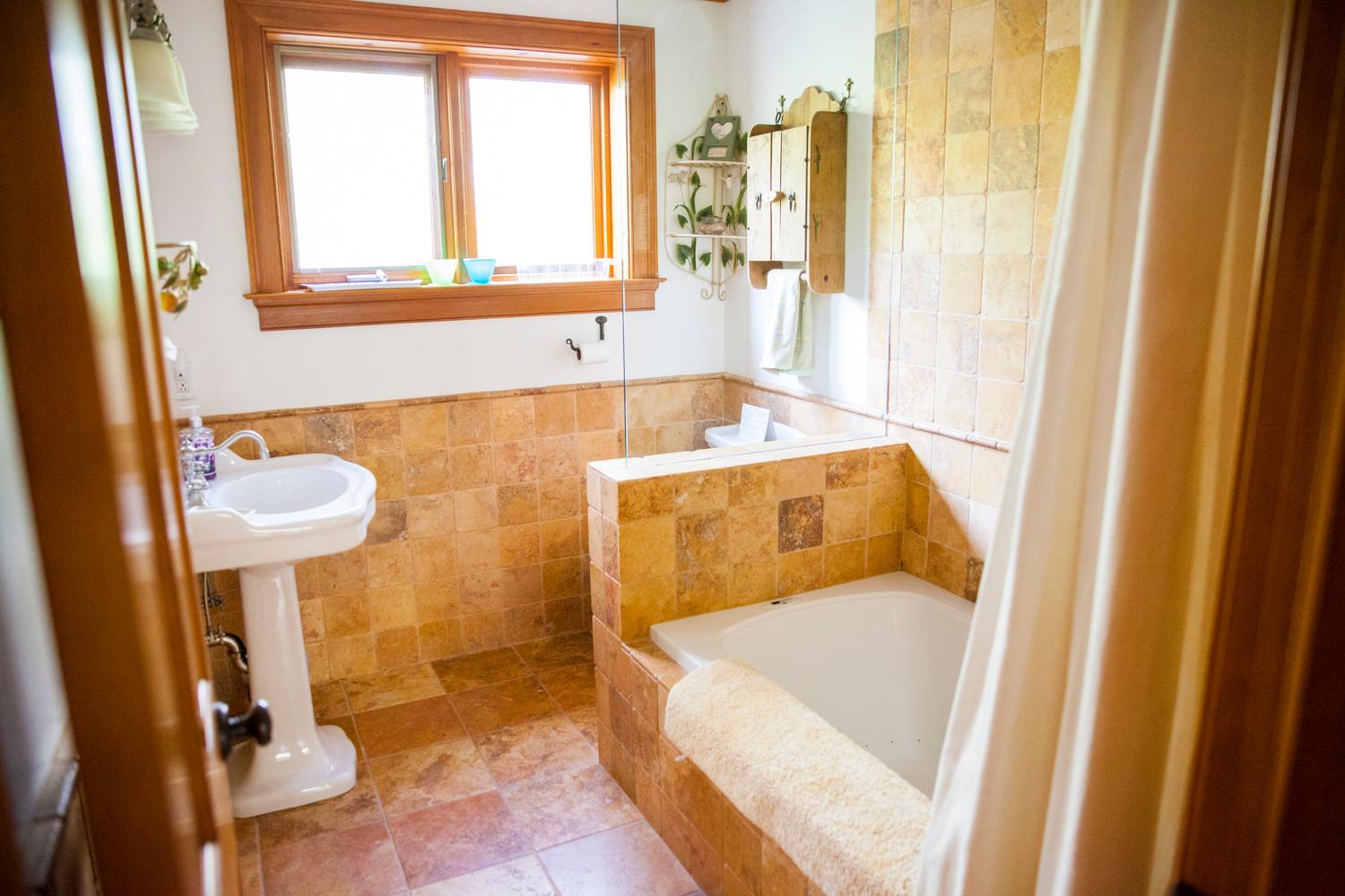 Honey Maple Grove BnB