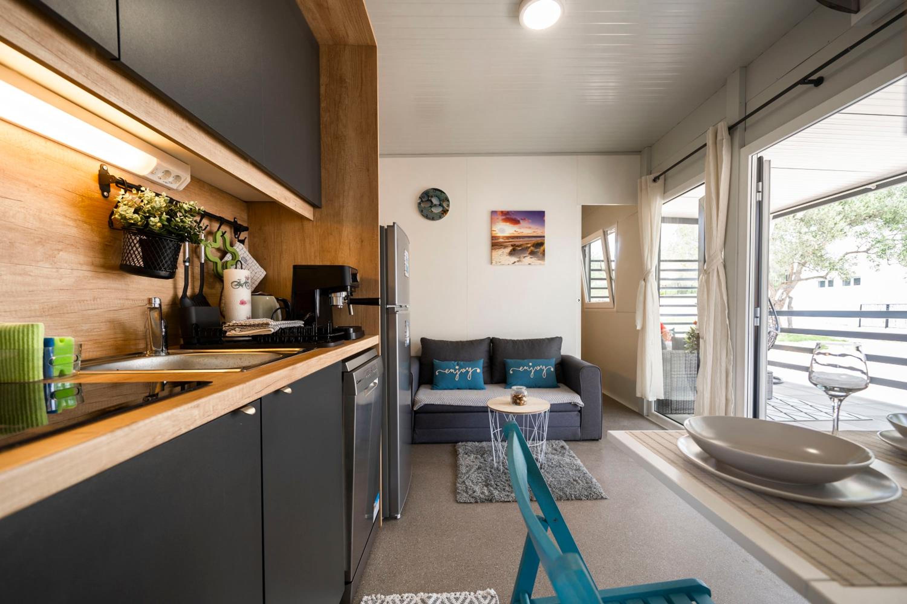 SunsetVita Mobile home