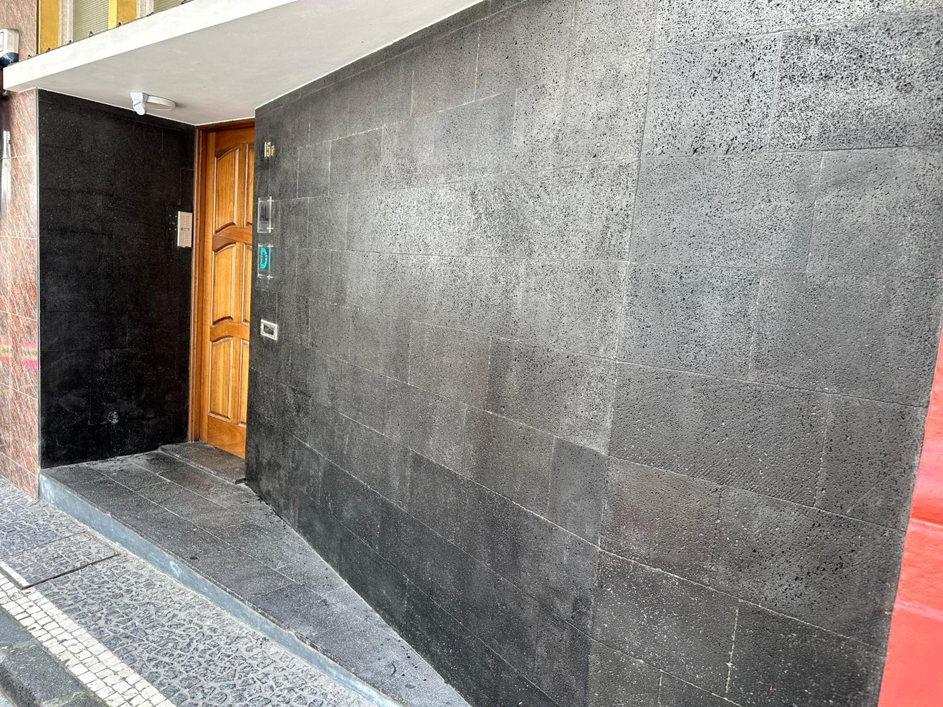 Hotel DMCharme - Image 1