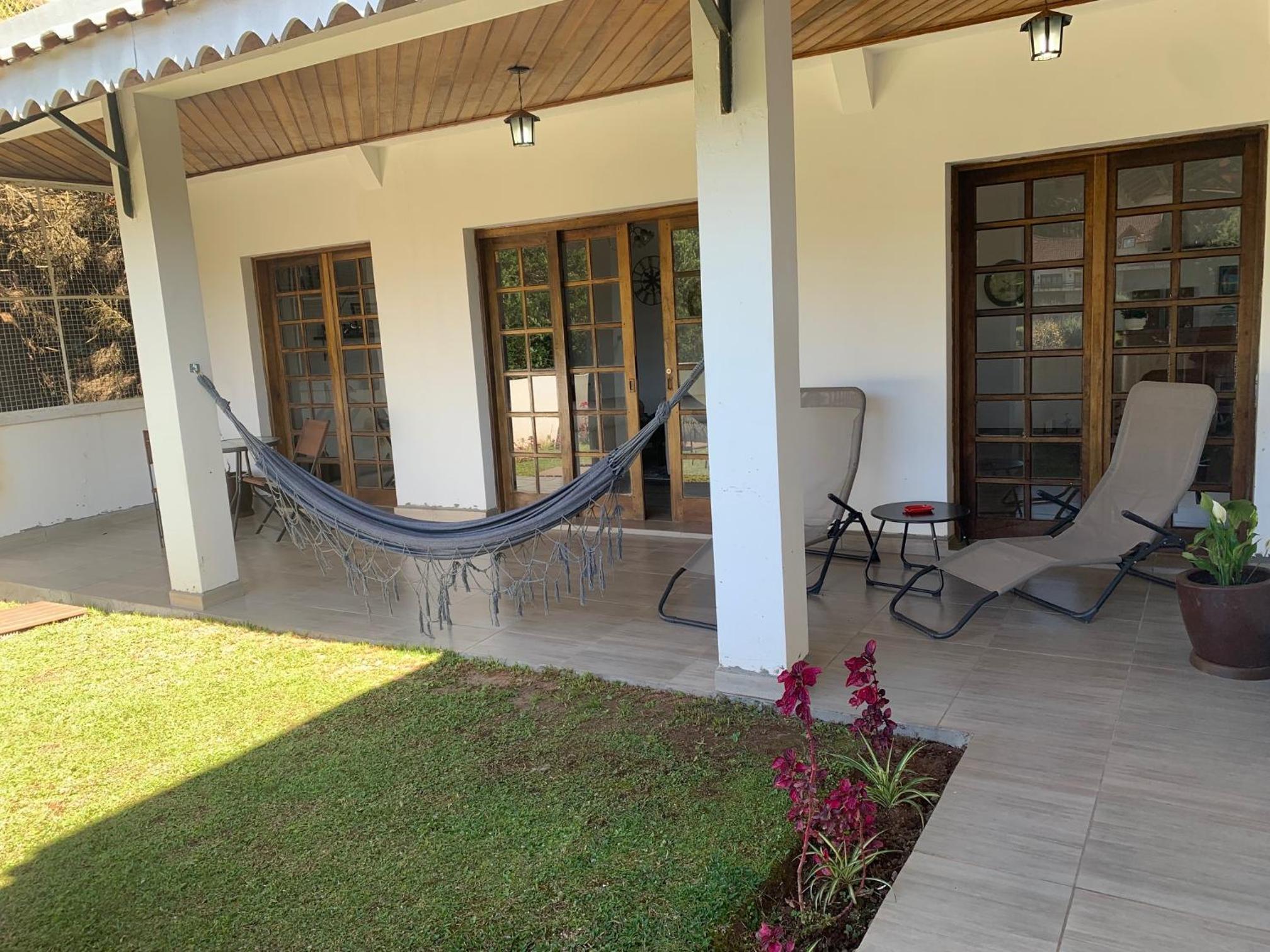 Casa centro Capivari 700m distância