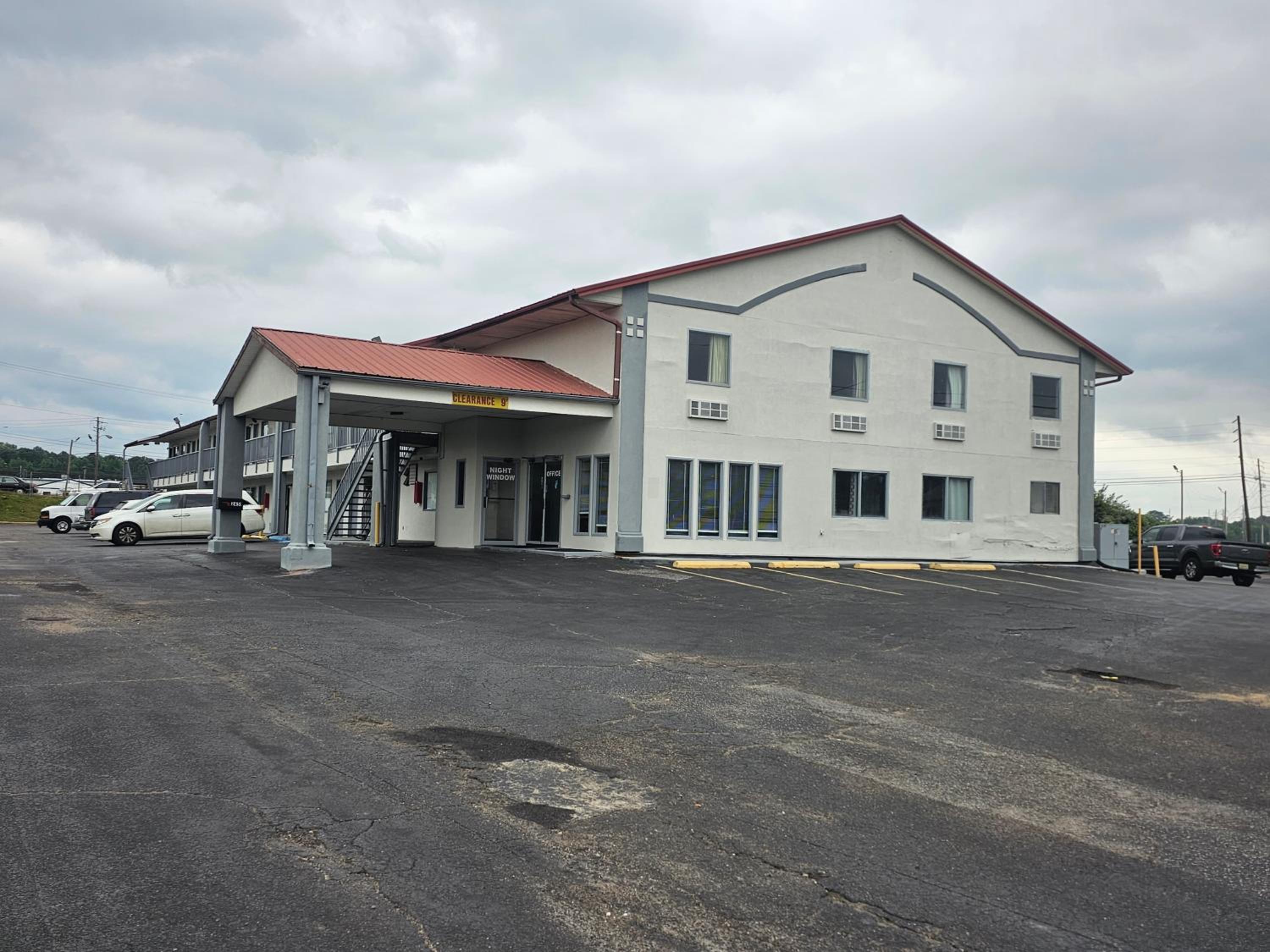 budgetel Inn  Suites - Property Image 1