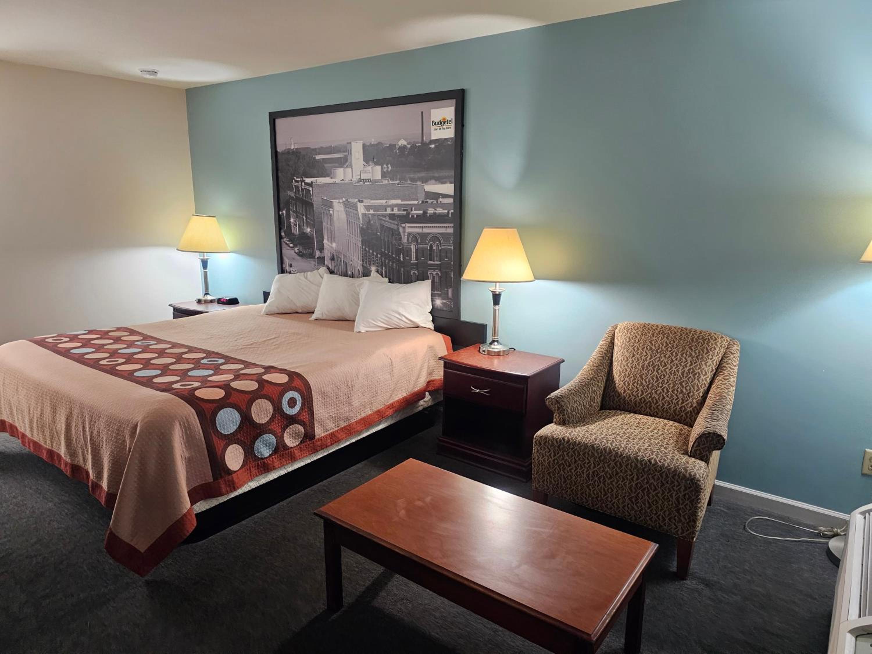 budgetel Inn  Suites - Property Image 7