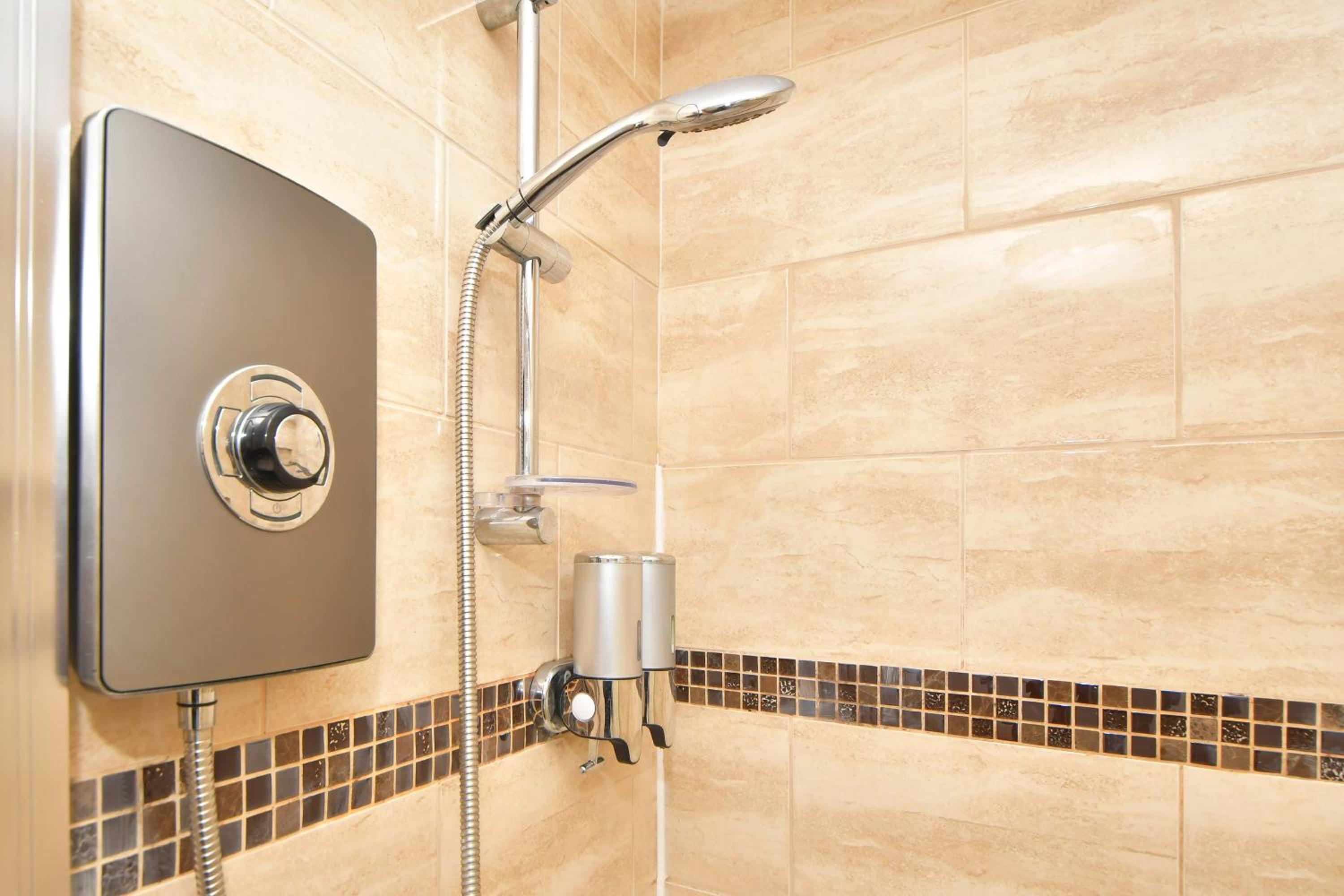 Smithfield Apartments by YourStays - Gated Apartments with private car park in City Centre view 3