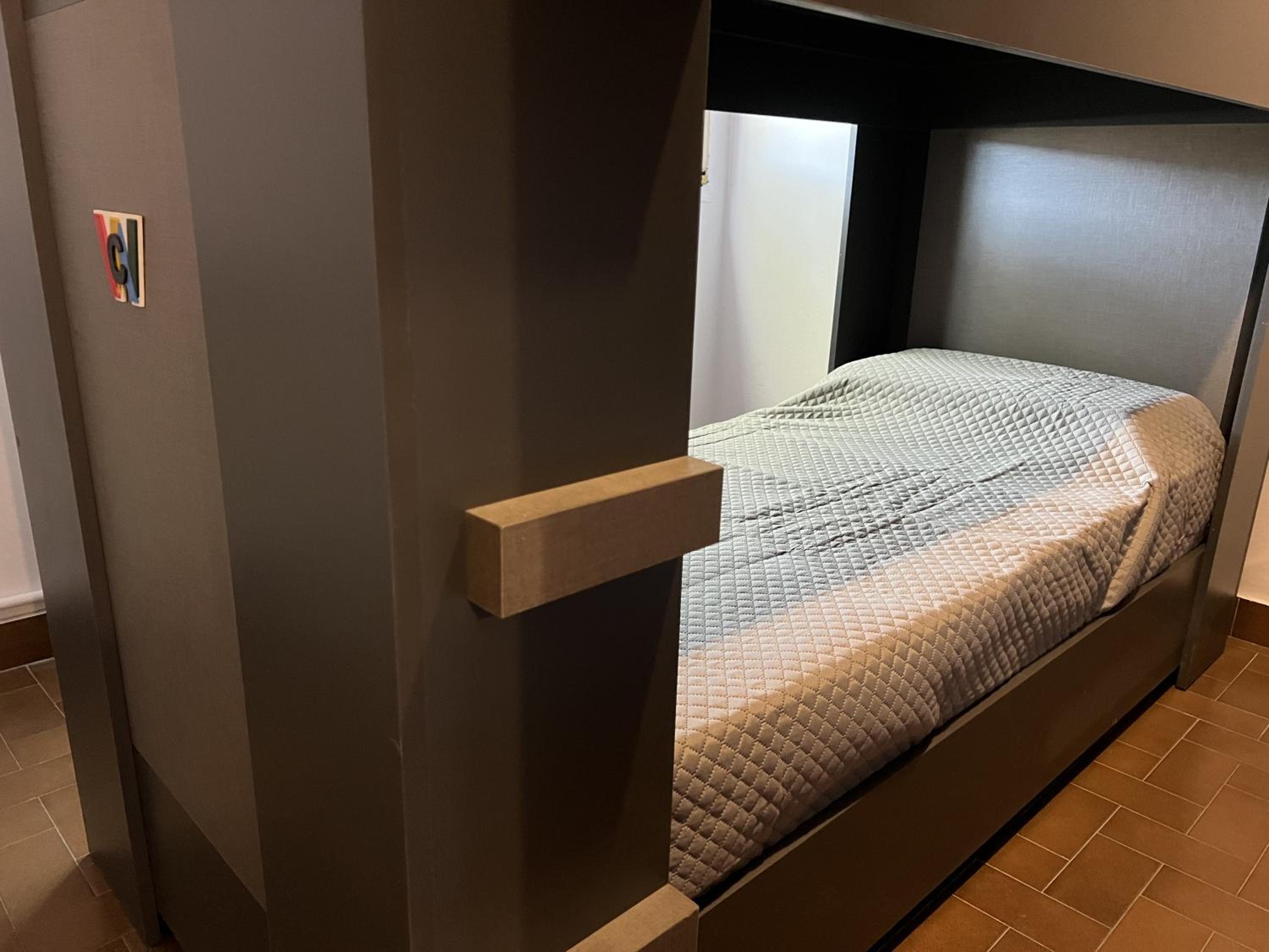 Wynwood Extreme Hostel