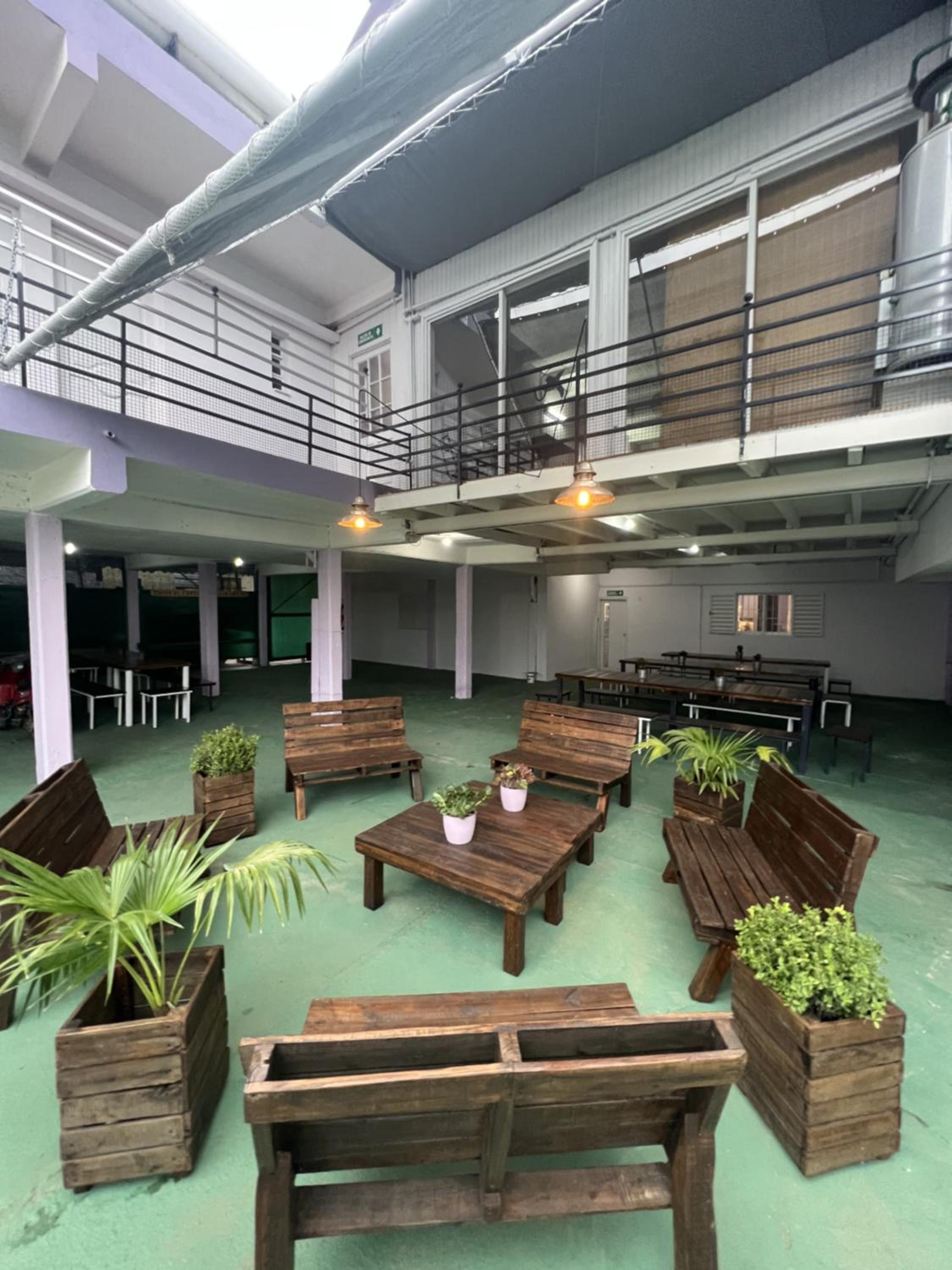 lounge