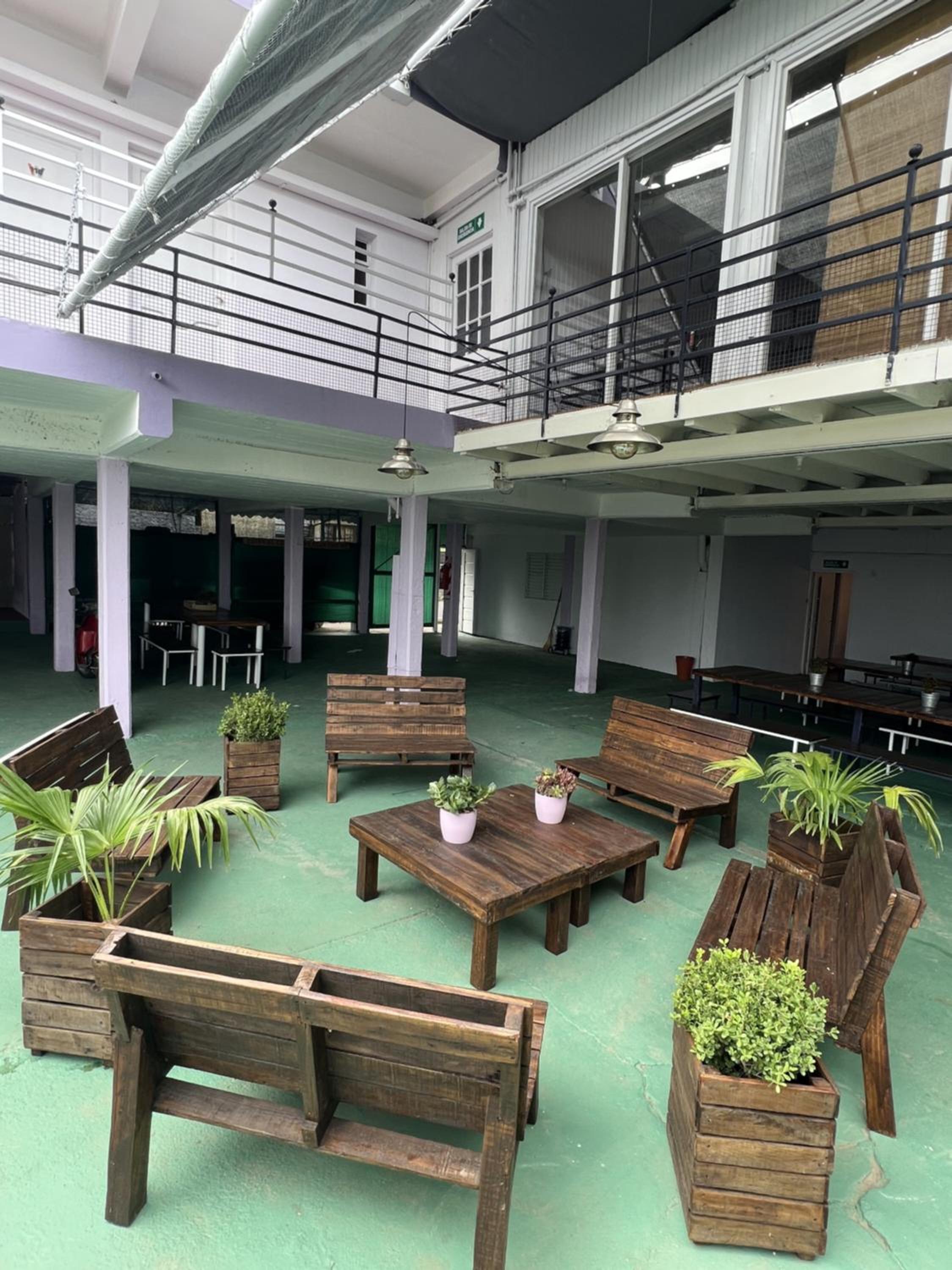 Wynwood Extreme Hostel