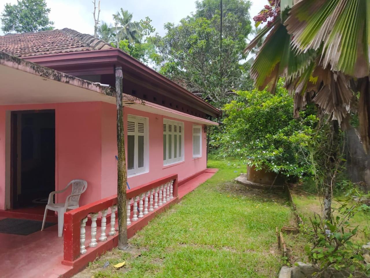 AMBALAMA HOSTEL